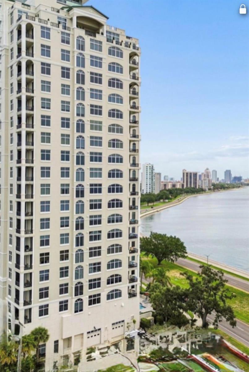 Photo of 3203 BAYSHORE BOULEVARD #1202 TAMPA FL 33629