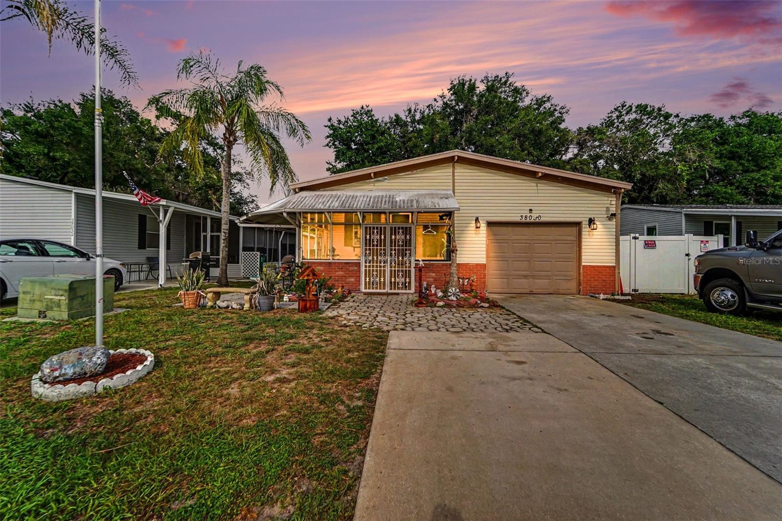 Photo of 38030 LAWANDA LOOP ZEPHYRHILLS FL 33542