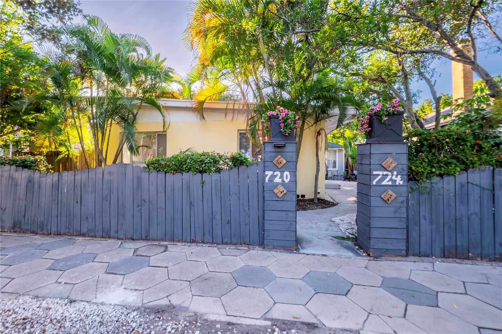 Photo of 720 - 724 7TH STREET ST PETERSBURG FL 33701