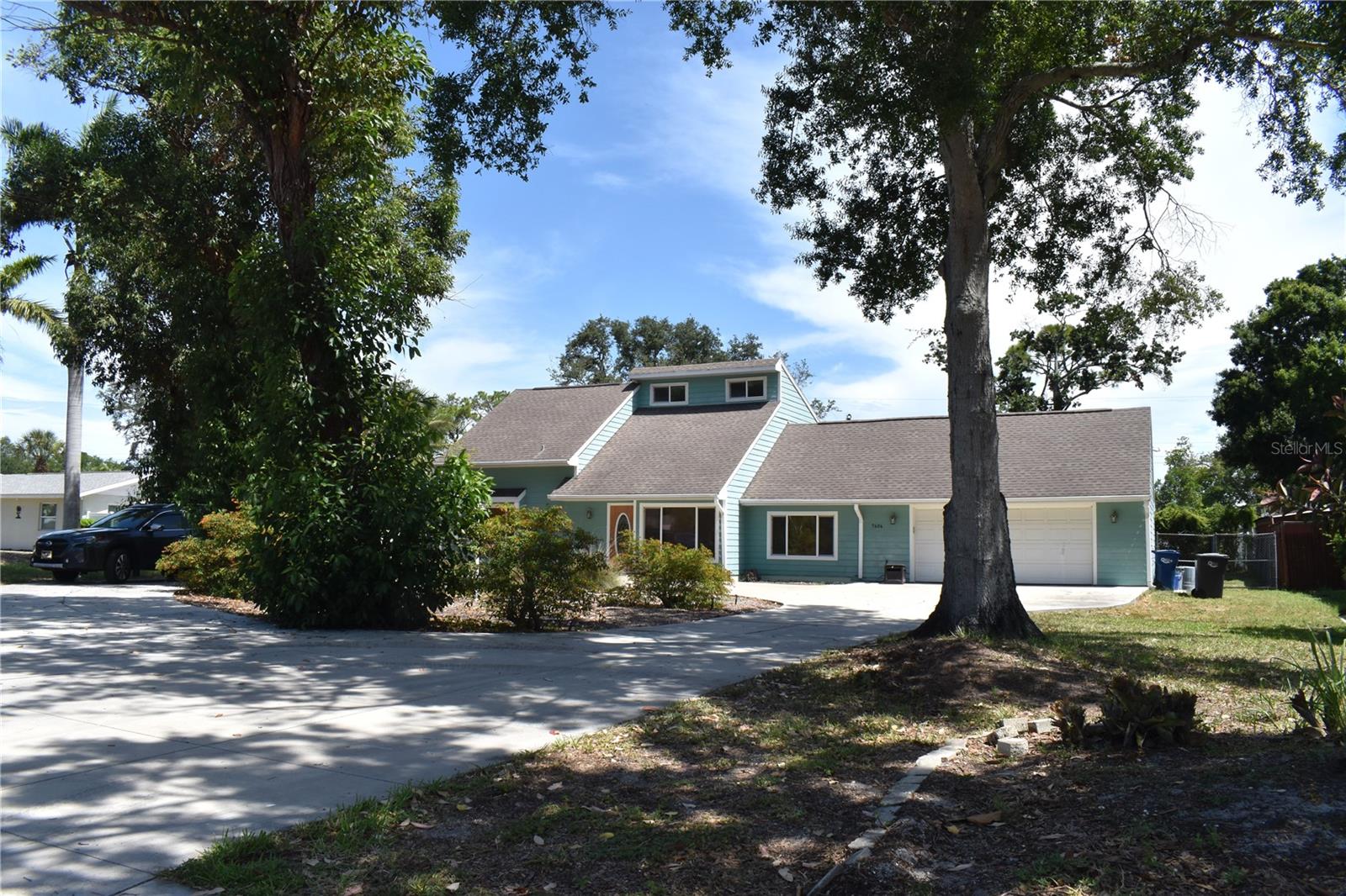 Photo of 7606 15TH AVENUE BRADENTON FL 34209