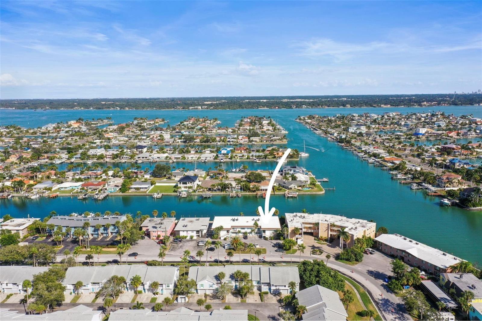 Photo of 11655 3RD STREET #19 TREASURE ISLAND FL 33706
