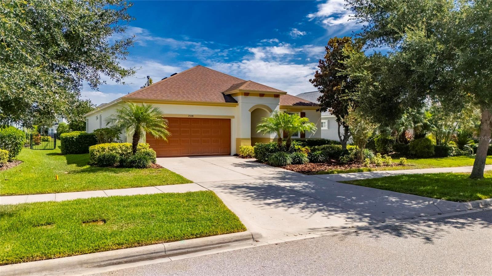 Photo of 7328 MILESTONE DRIVE APOLLO BEACH FL 33572