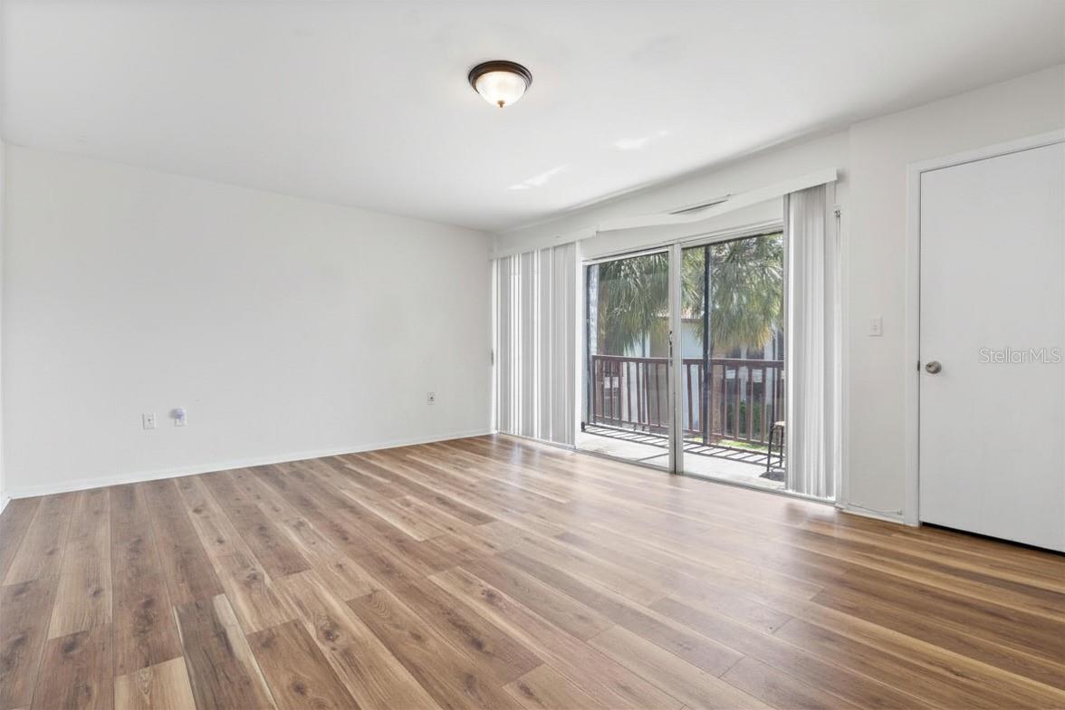 Photo of 3840 N LAKE DRIVE #125 TAMPA FL 33614