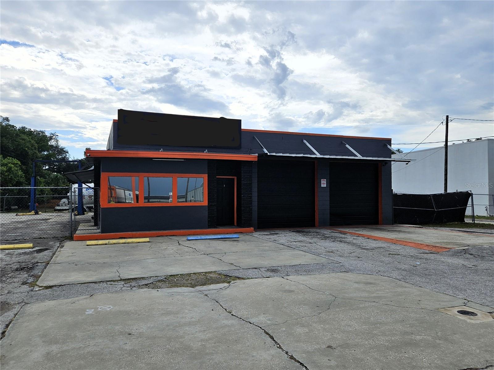 Photo of 15217 US HIGHWAY 301 DADE CITY FL 33523