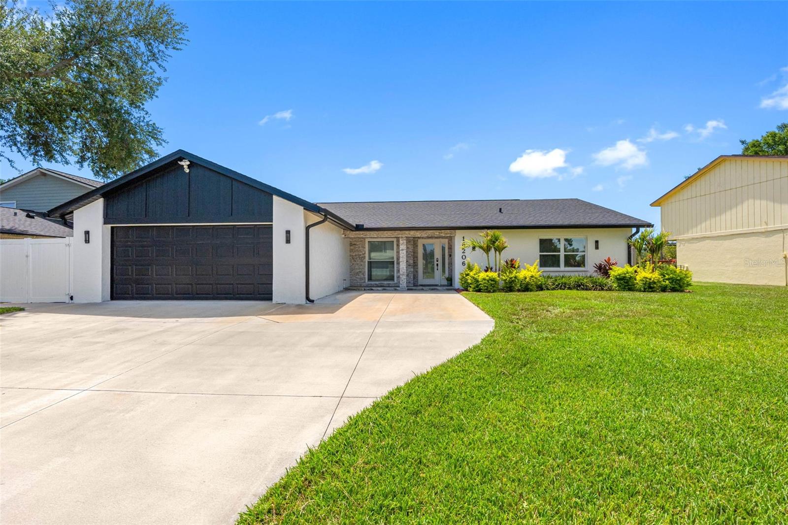 Photo of 16206 W COURSE DRIVE TAMPA FL 33624