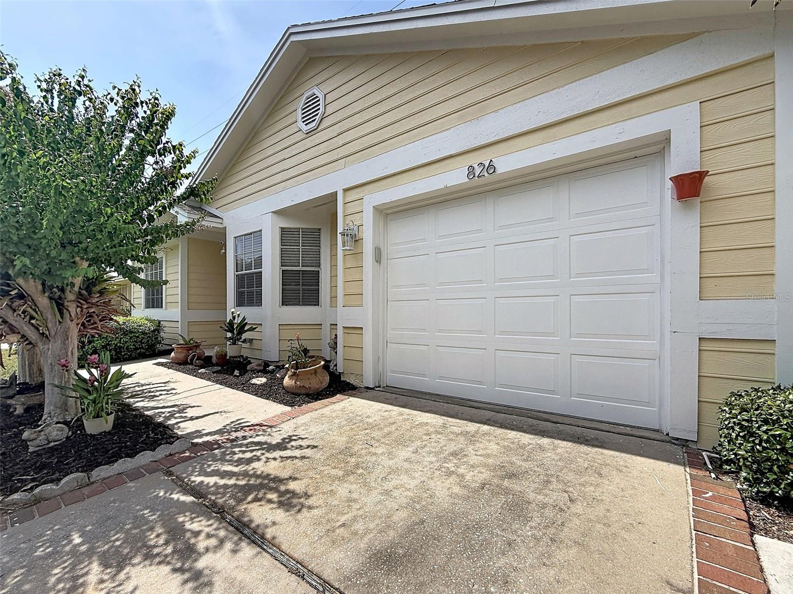 Photo of 826 FRANKLIN CIRCLE PALM HARBOR FL 34683