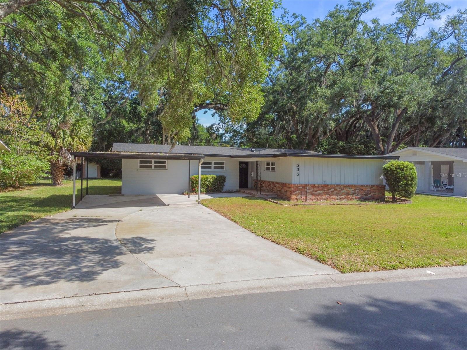 Photo of 535 W PALMEDEN DRIVE LAKELAND FL 33803