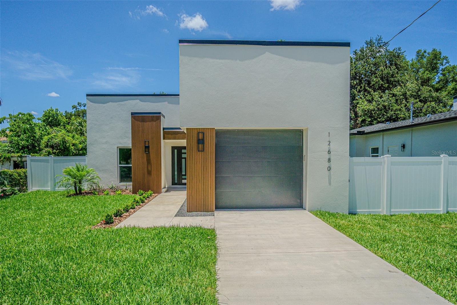 Photo of 12680 N CENTRAL AVENUE TAMPA FL 33612
