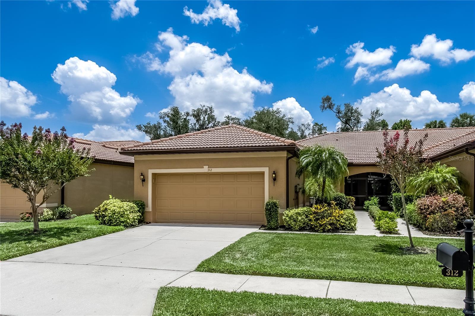 Photo of 312 SENECA FALLS DRIVE APOLLO BEACH FL 33572