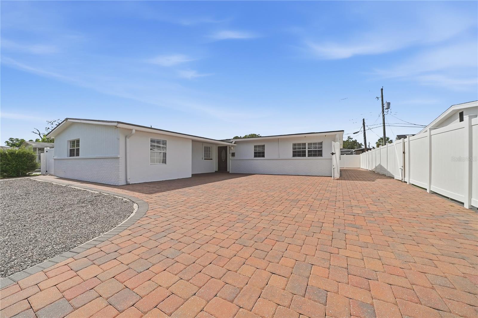 Photo of 6033 AMBASSADOR DRIVE TAMPA FL 33615