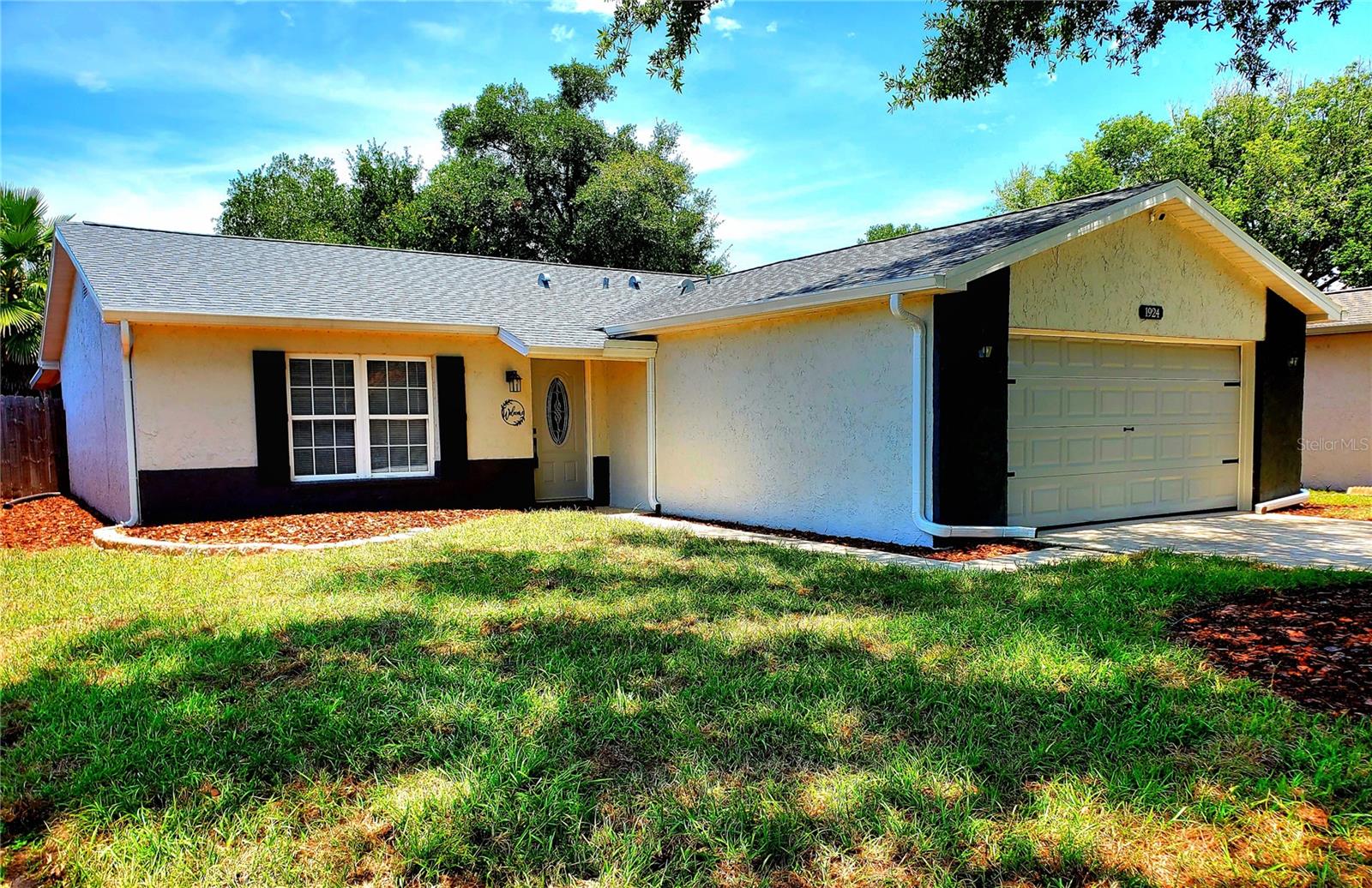 Photo of 1924 MONTEGO COURT OLDSMAR FL 34677