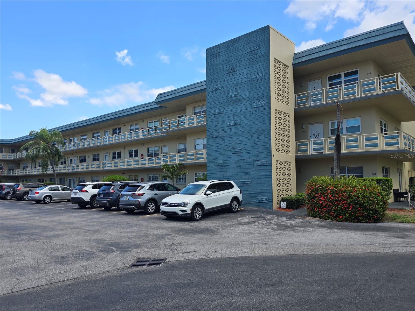 Photo of 5750 80TH STREET #A106 ST PETERSBURG FL 33709