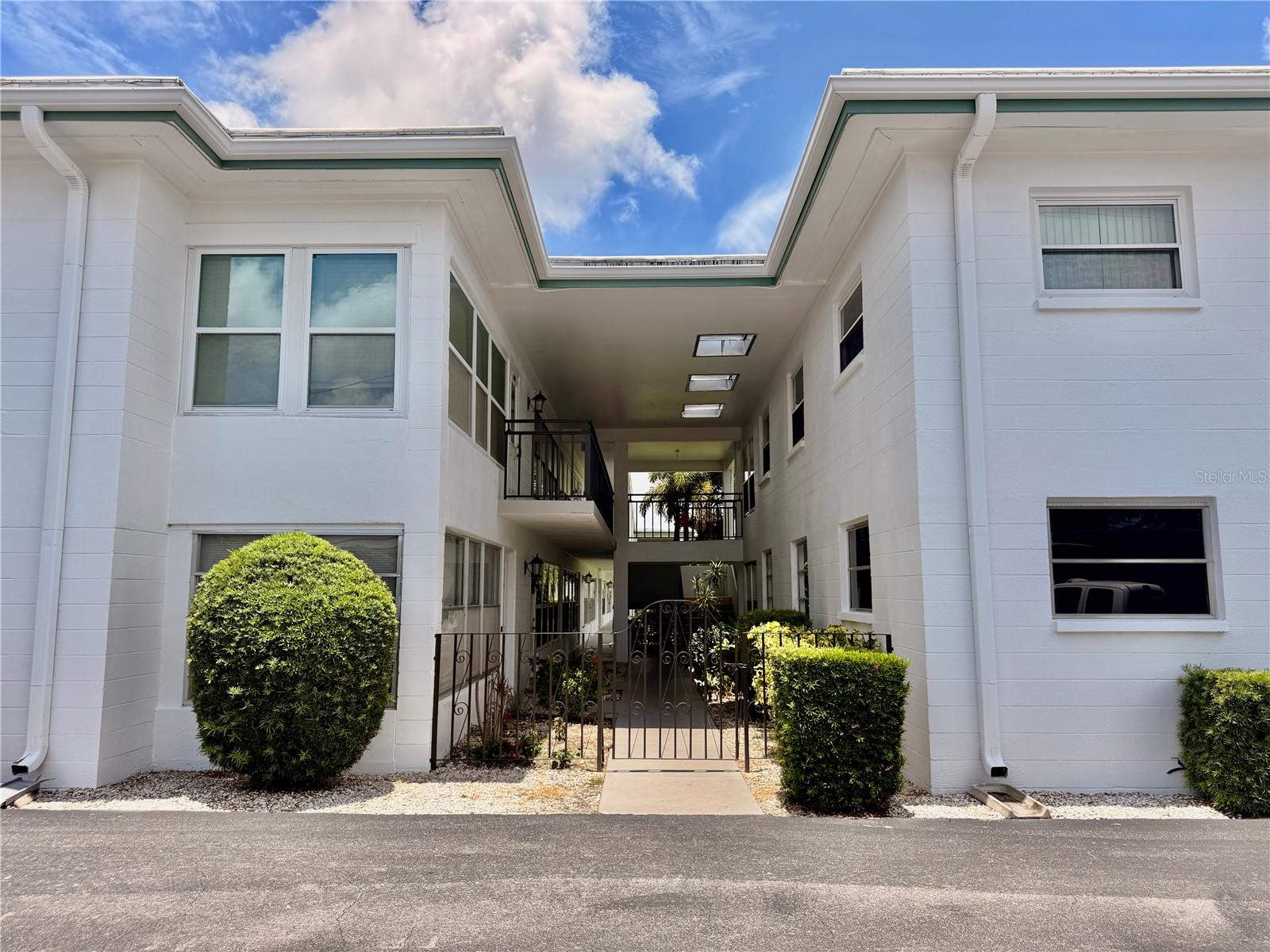 Photo of 3100 HARTFORD STREET #114 ST PETERSBURG FL 33713