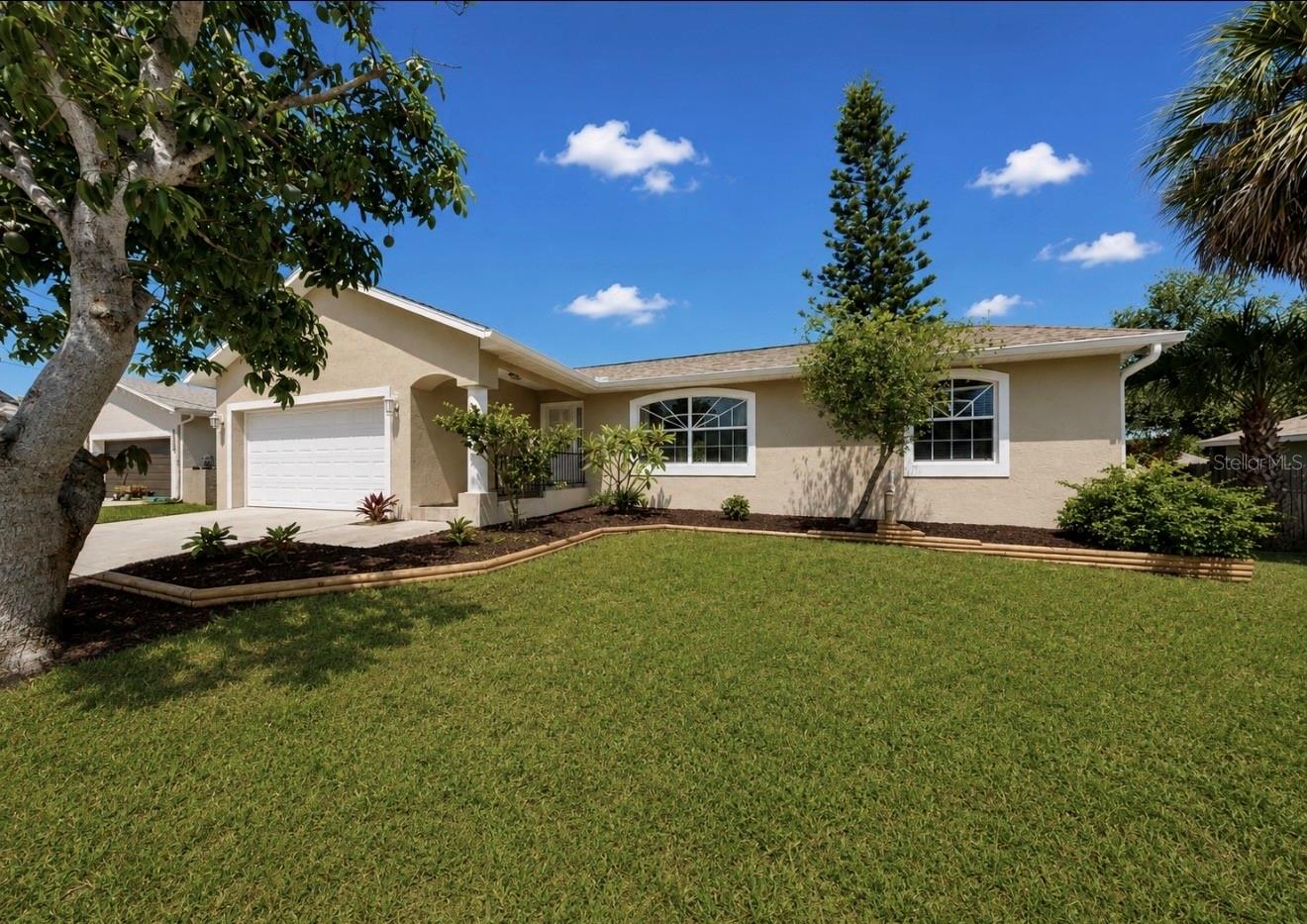 Photo of 6248 FAIRWAY BOULEVARD APOLLO BEACH FL 33572