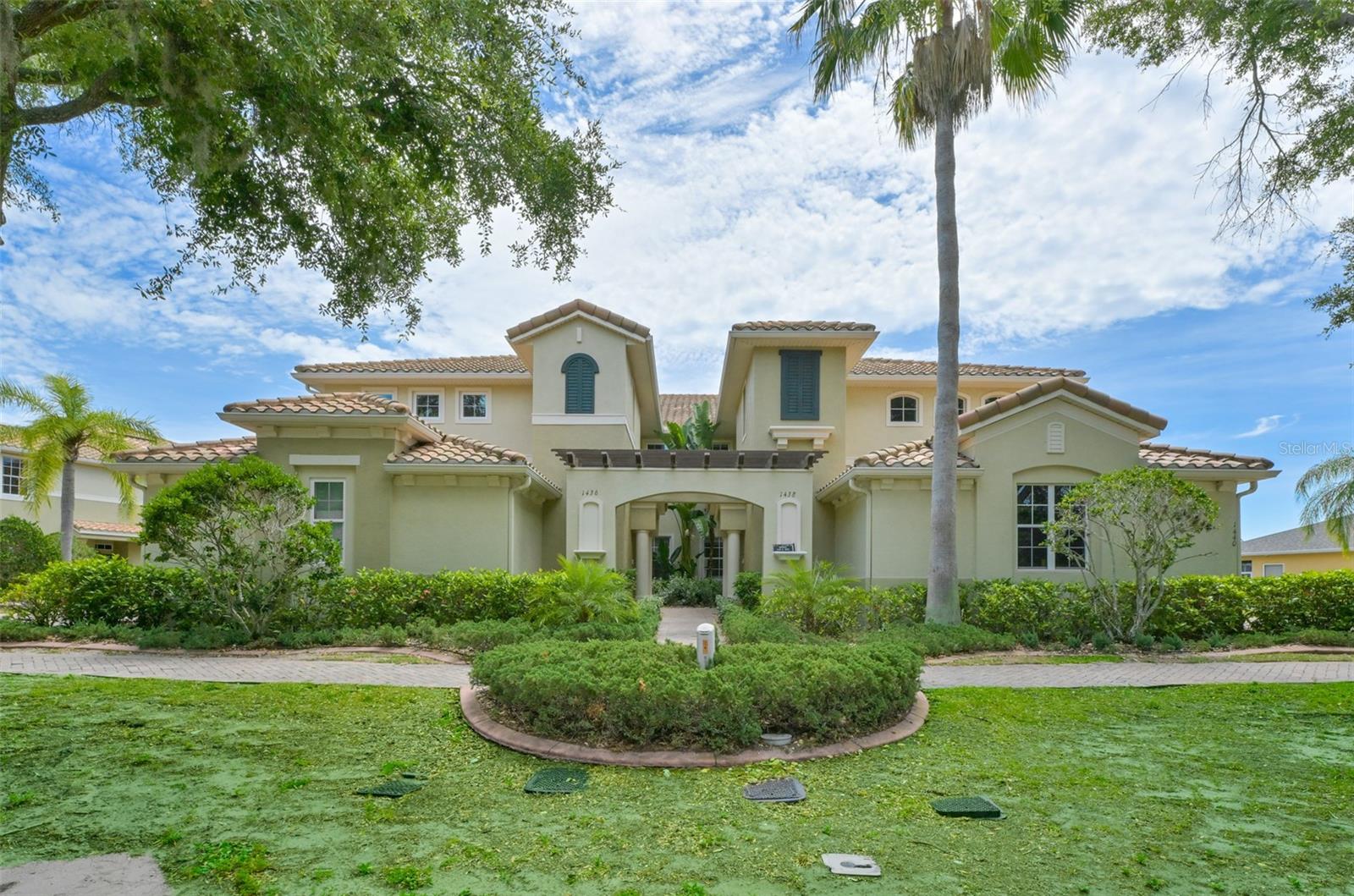 Photo of 1440 EMERALD DUNES DRIVE SUN CITY CENTER FL 33573