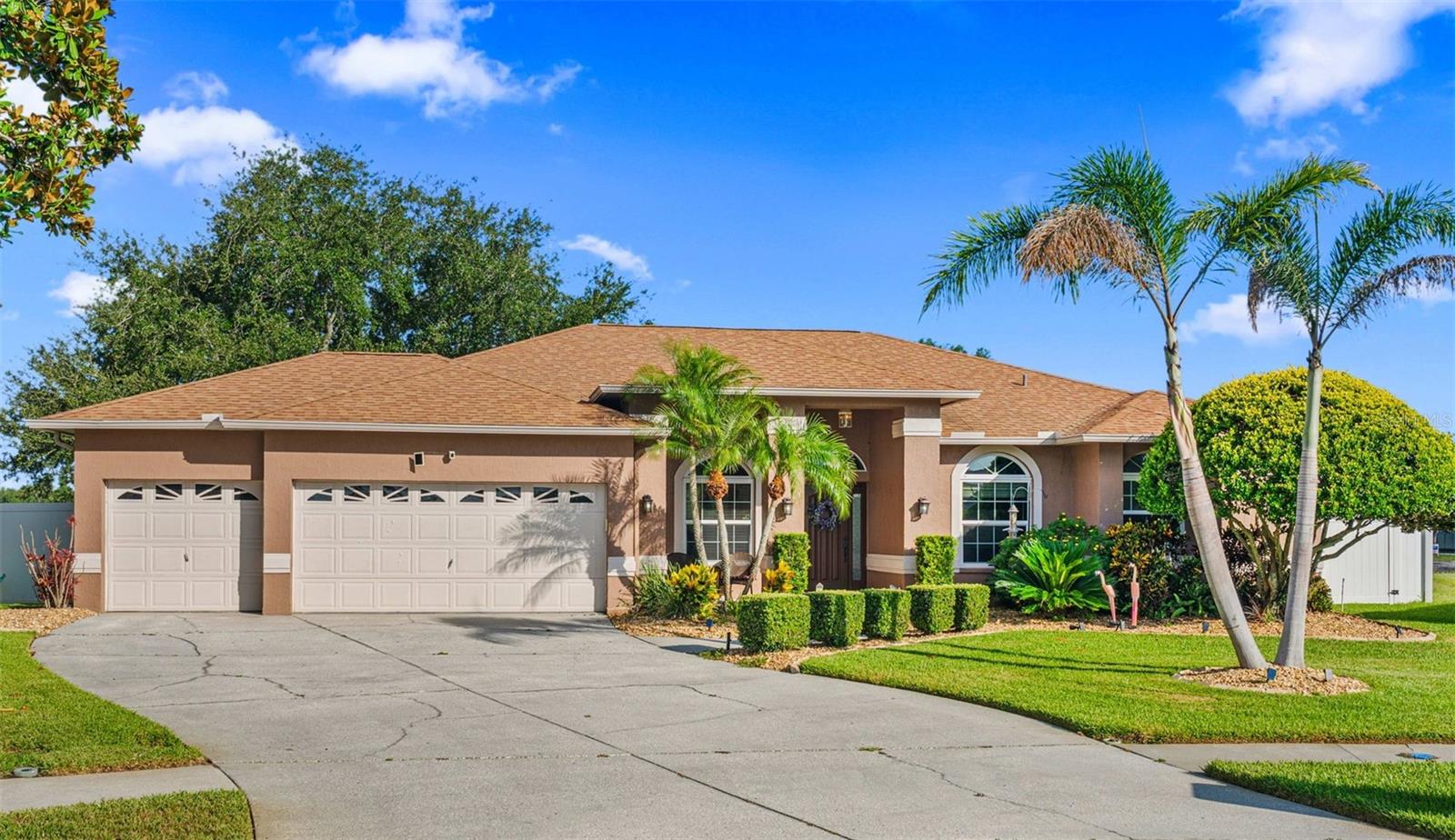 Photo of 1739 LEICHESTER COURT LUTZ FL 33549