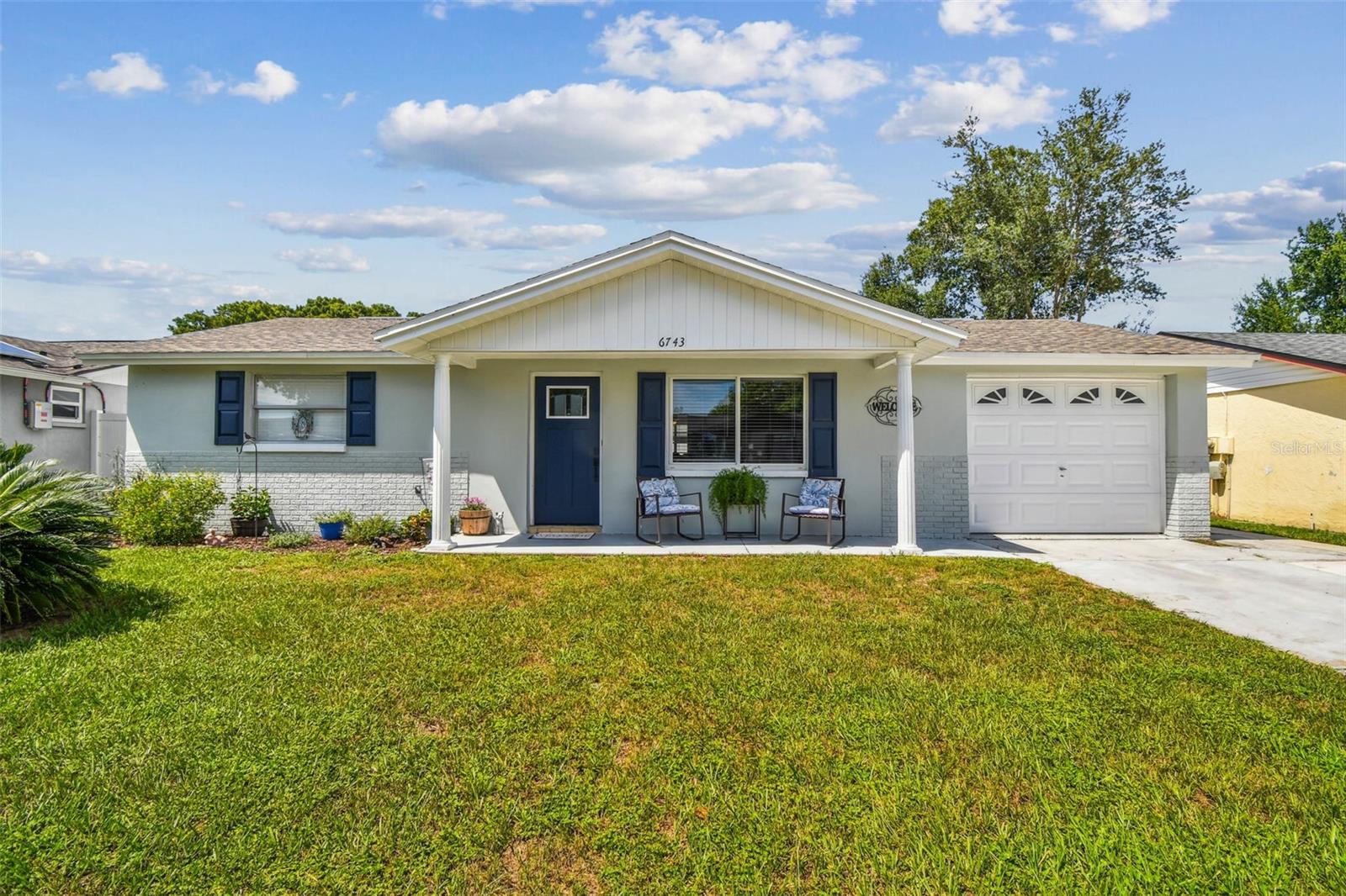 Photo of 6743 KNIGHTSBRIDGE DRIVE NEW PORT RICHEY FL 34653