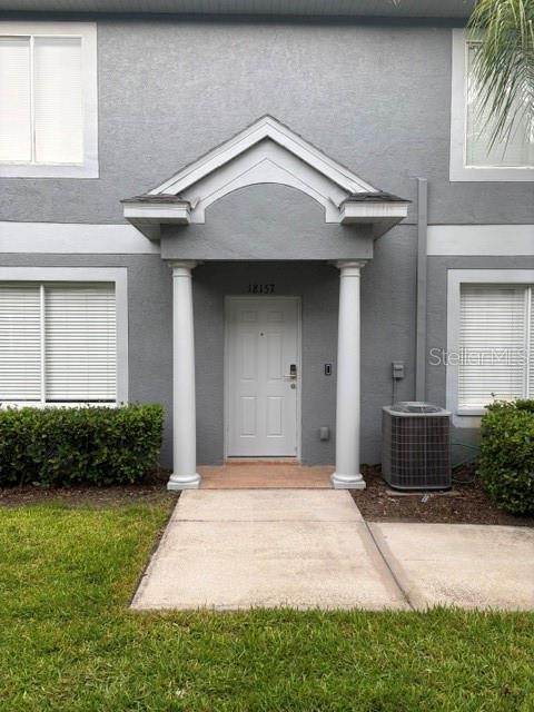 Photo of 18157 PARADISE POINT DRIVE TAMPA FL 33647