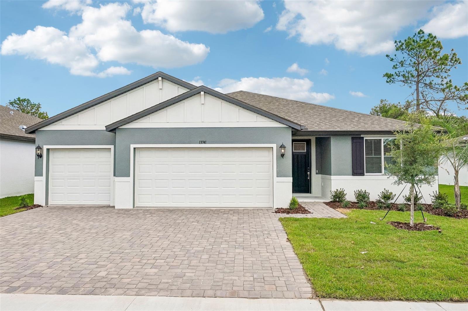 Photo of 13741 UMBER FOREST STREET HUDSON FL 34669