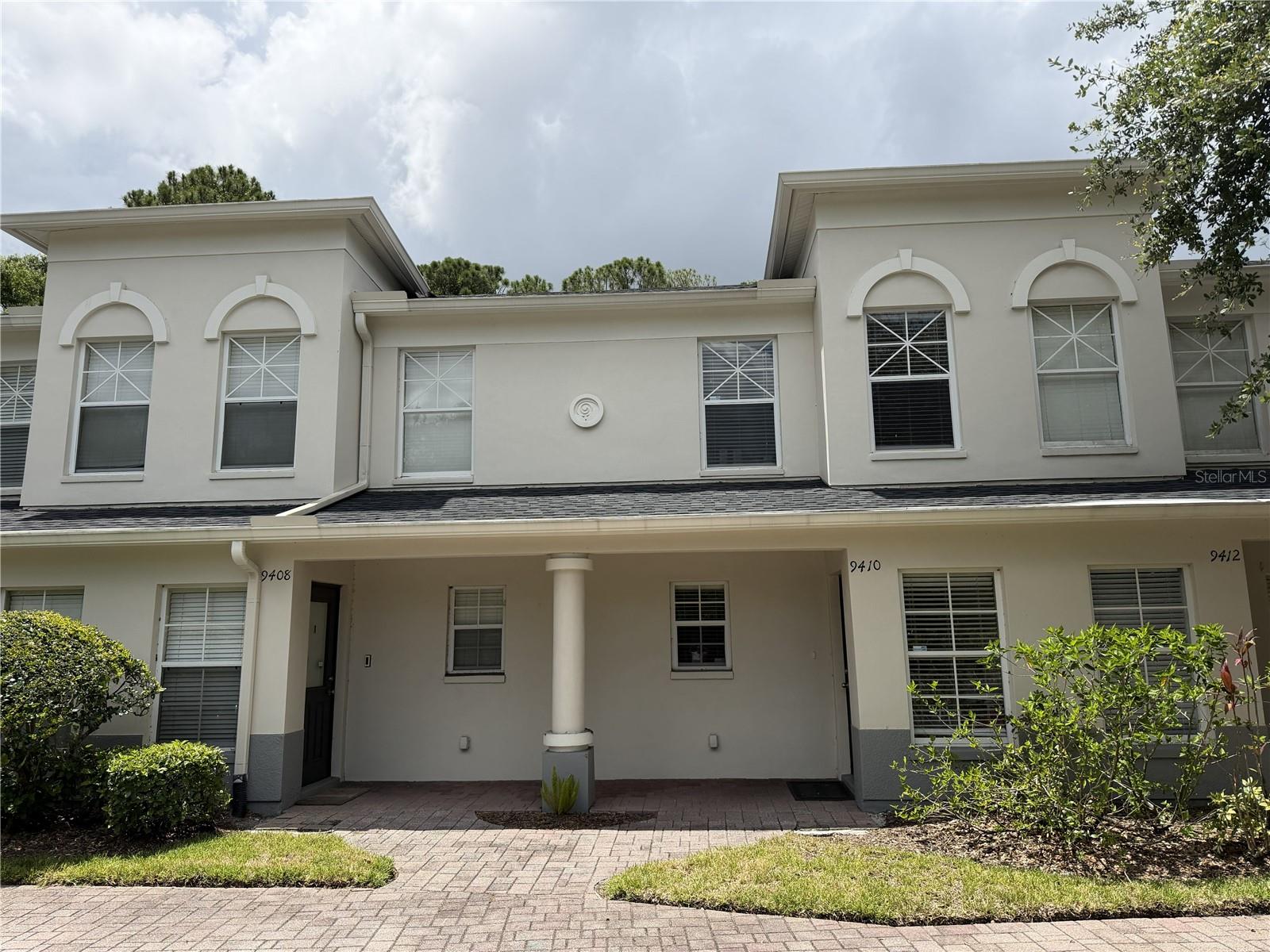 Photo of 9410 CHARLESBERG DRIVE TAMPA FL 33635