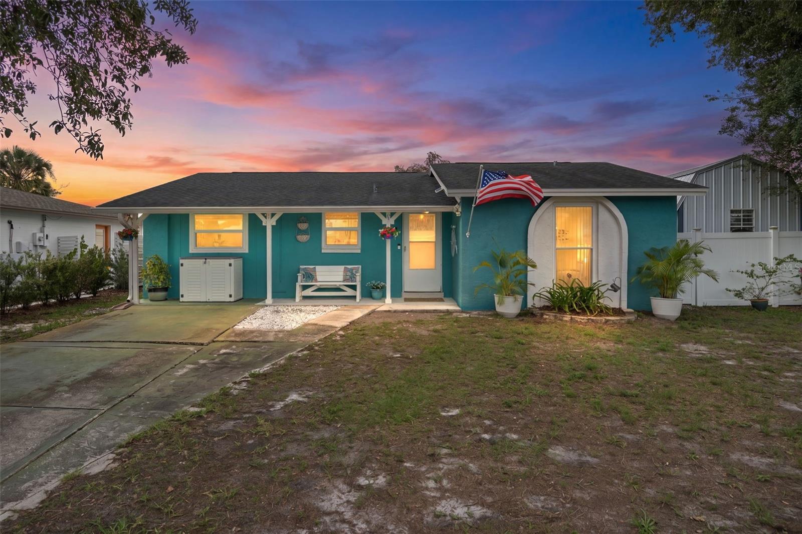 Photo of 7906 WOODVINE CIRCLE TAMPA FL 33615