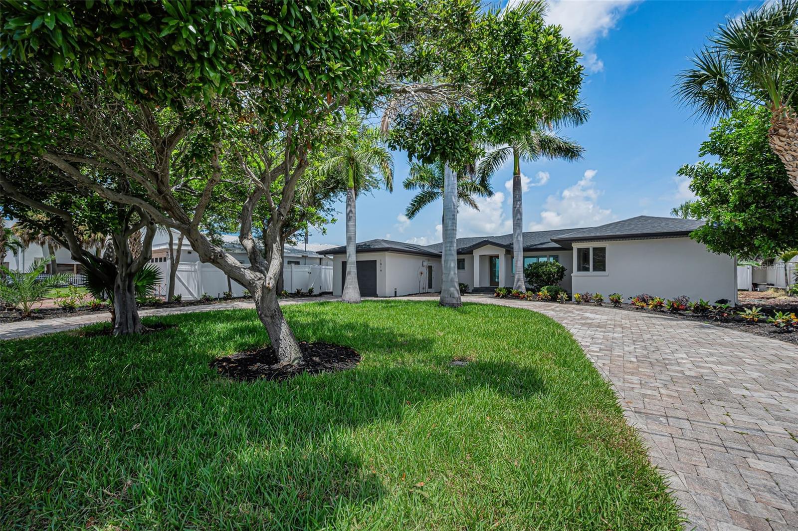 Photo of 1014 BOCA CIEGA ISLE DRIVE ST PETE BEACH FL 33706