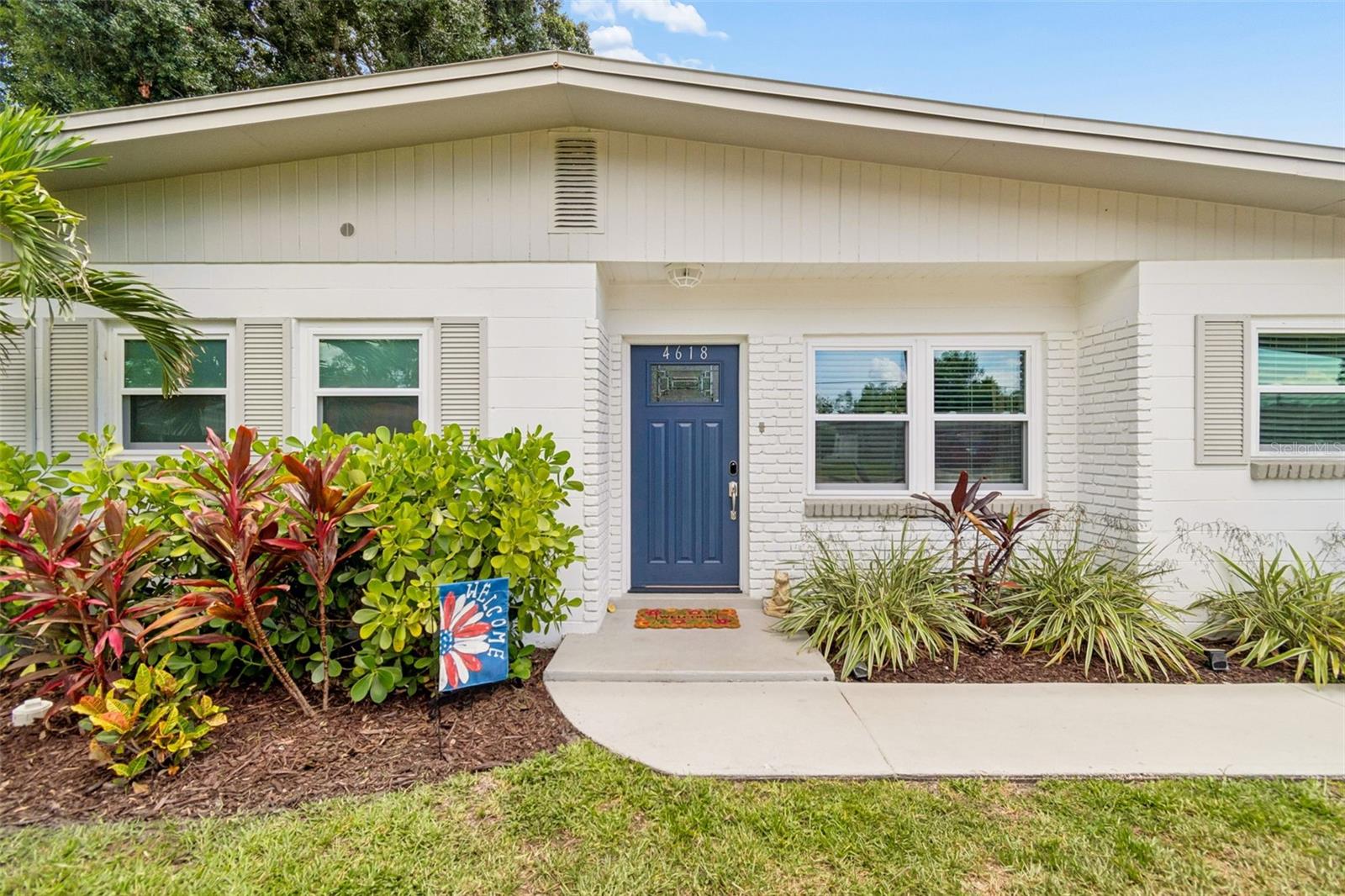 Photo of 4618 W BAY COURT AVENUE TAMPA FL 33611
