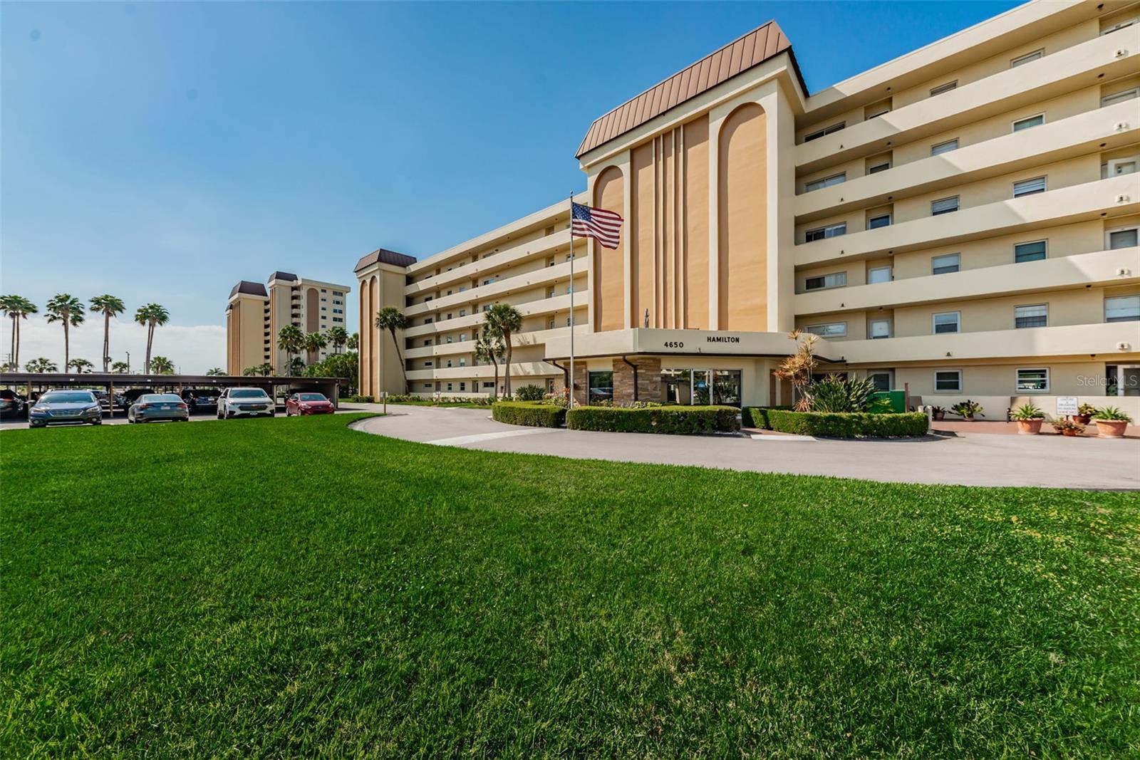 Photo of 4650 COVE CIRCLE #105 ST PETERSBURG FL 33708