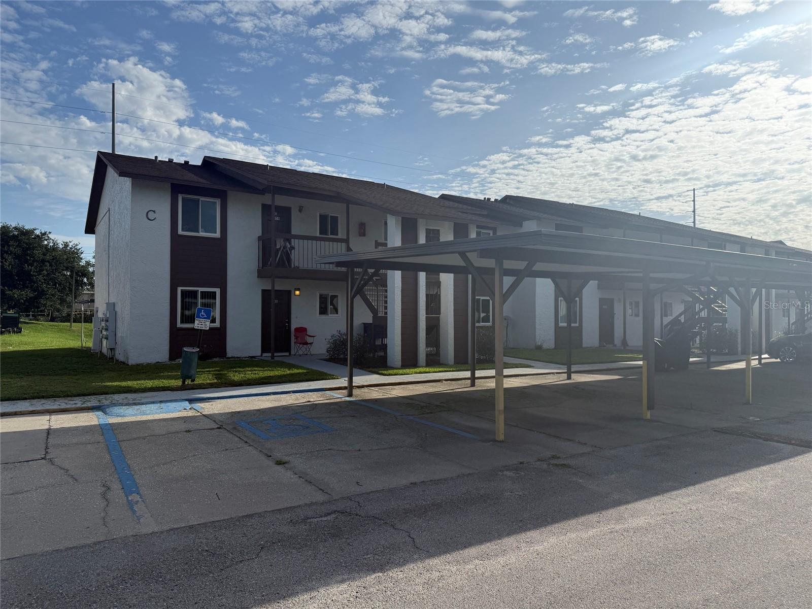 Photo of 39132 COUNTY RD. 54 #2056 ZEPHYRHILLS FL 33542