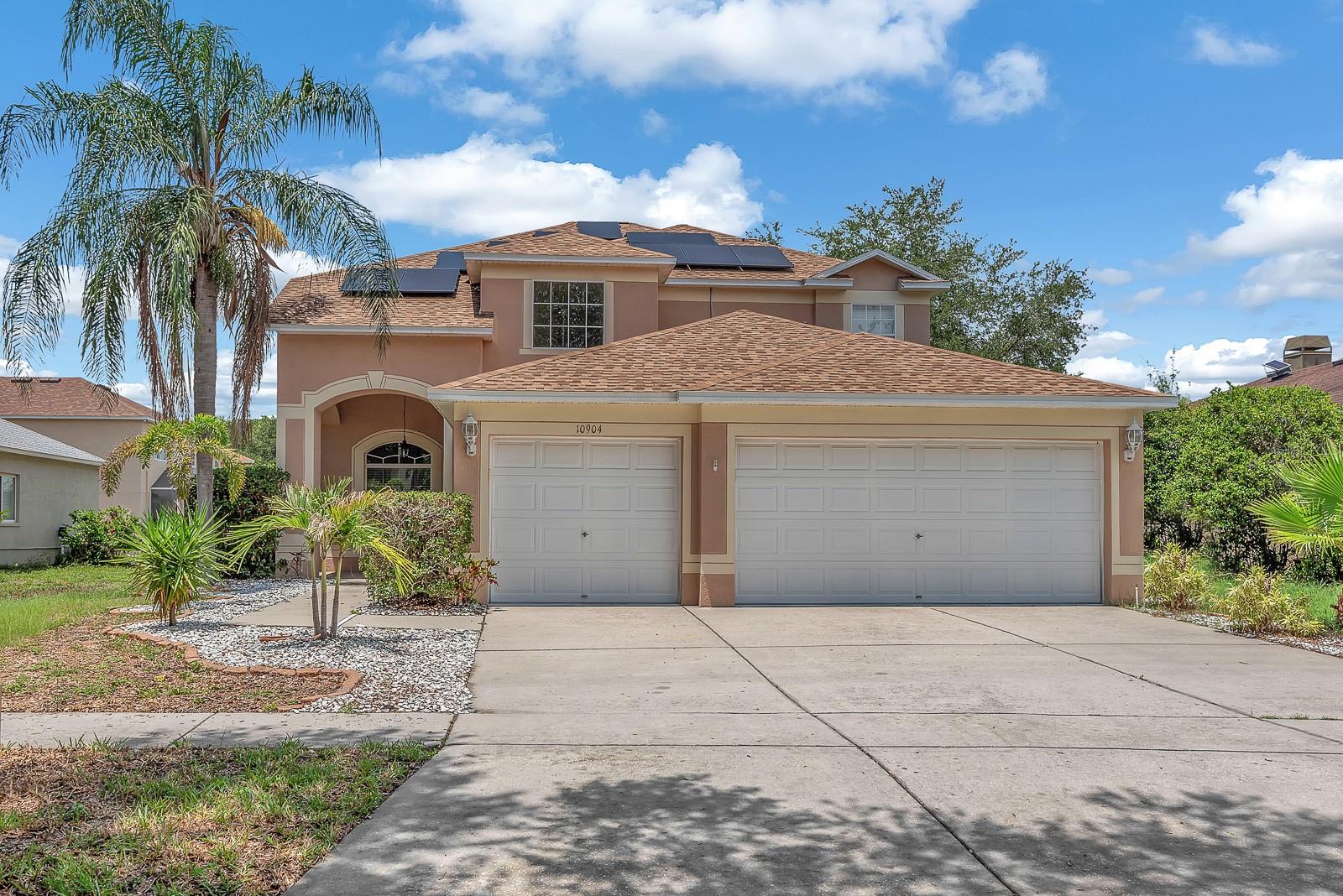 Photo of 10904 SUMMERTON DRIVE RIVERVIEW FL 33579