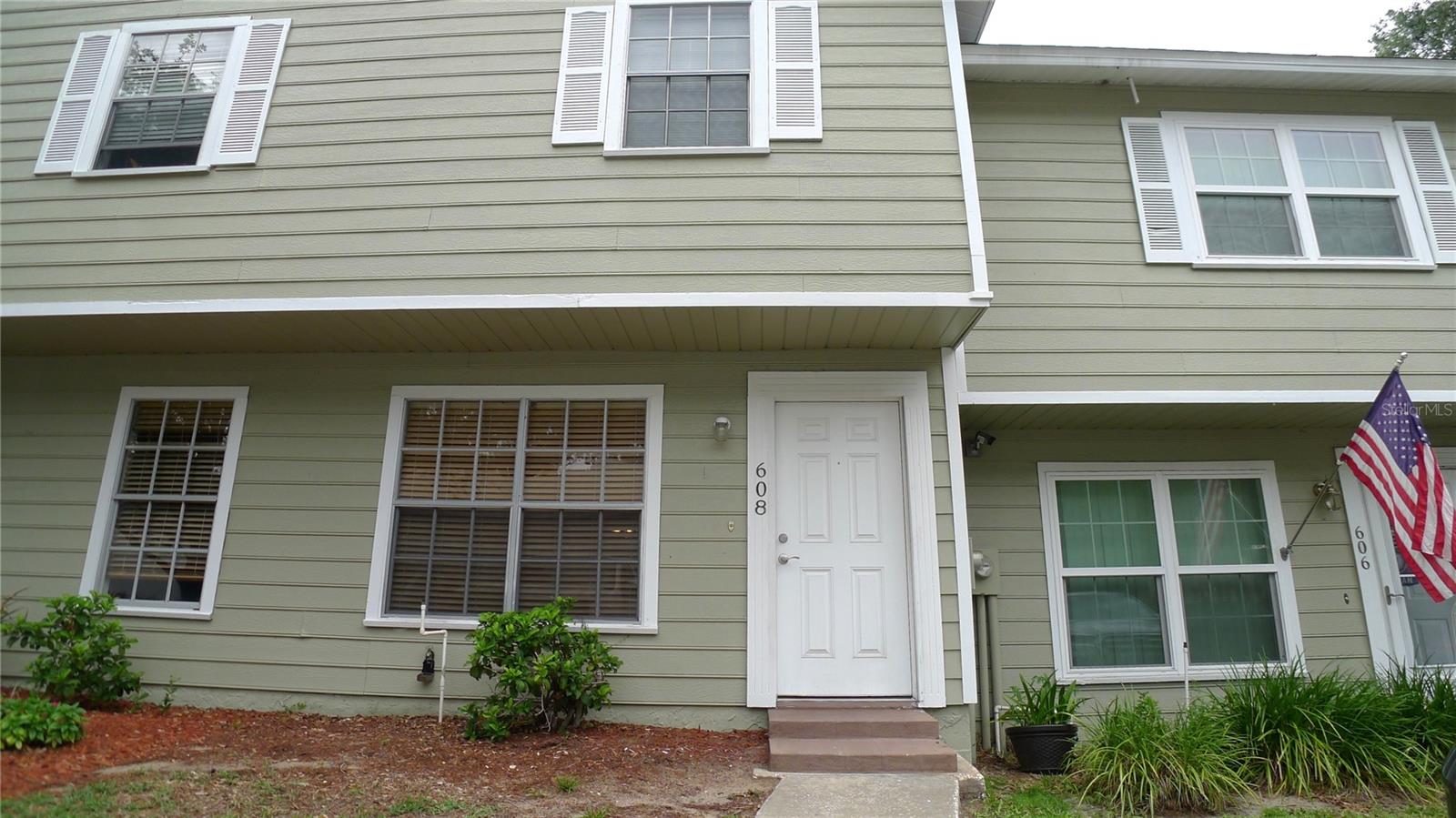 Photo of 608 LYNCHBURG DRIVE BRANDON FL 33511