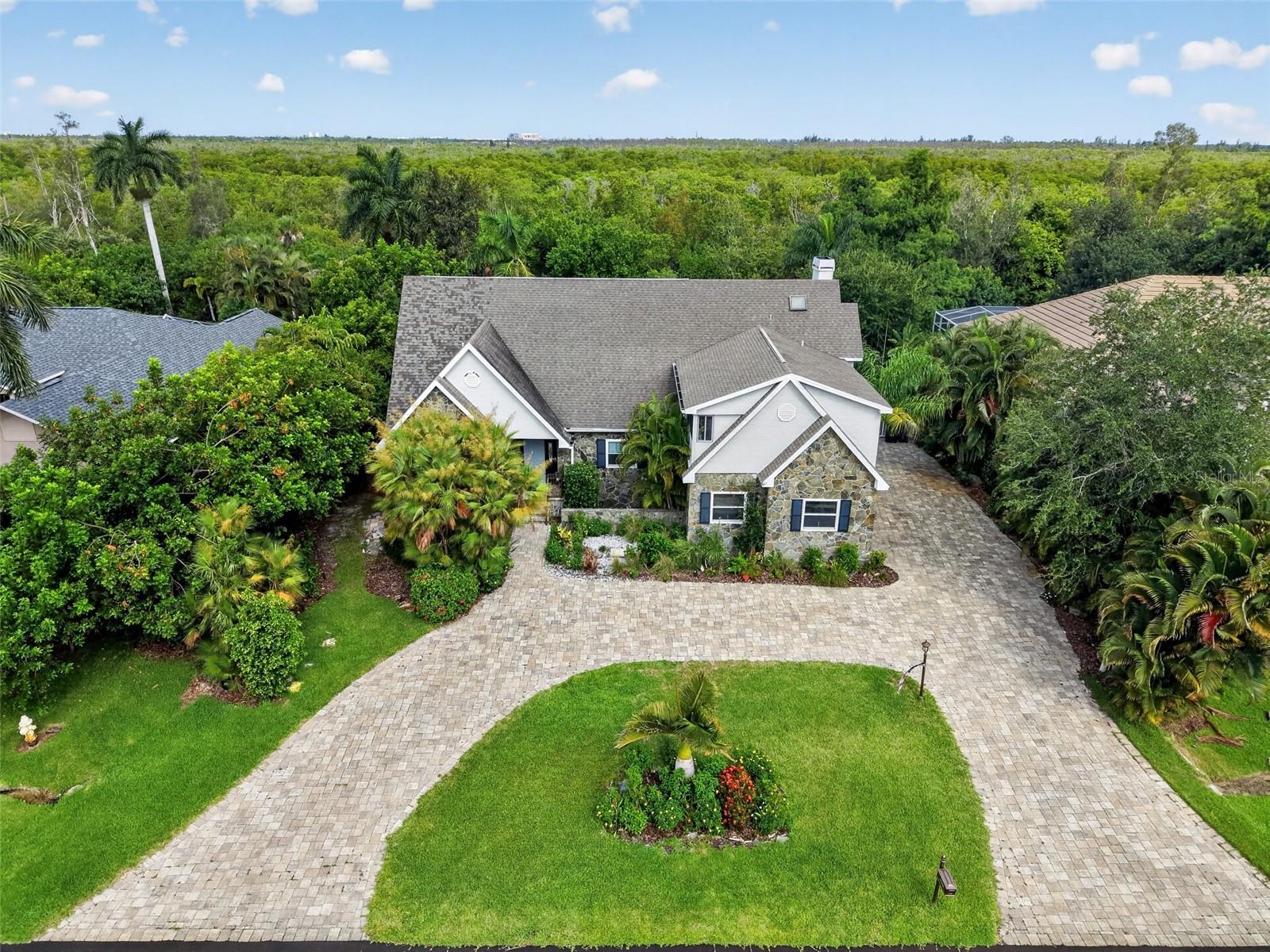 Photo of 16200 FOREST OAKS DRIVE FORT MYERS FL 33908