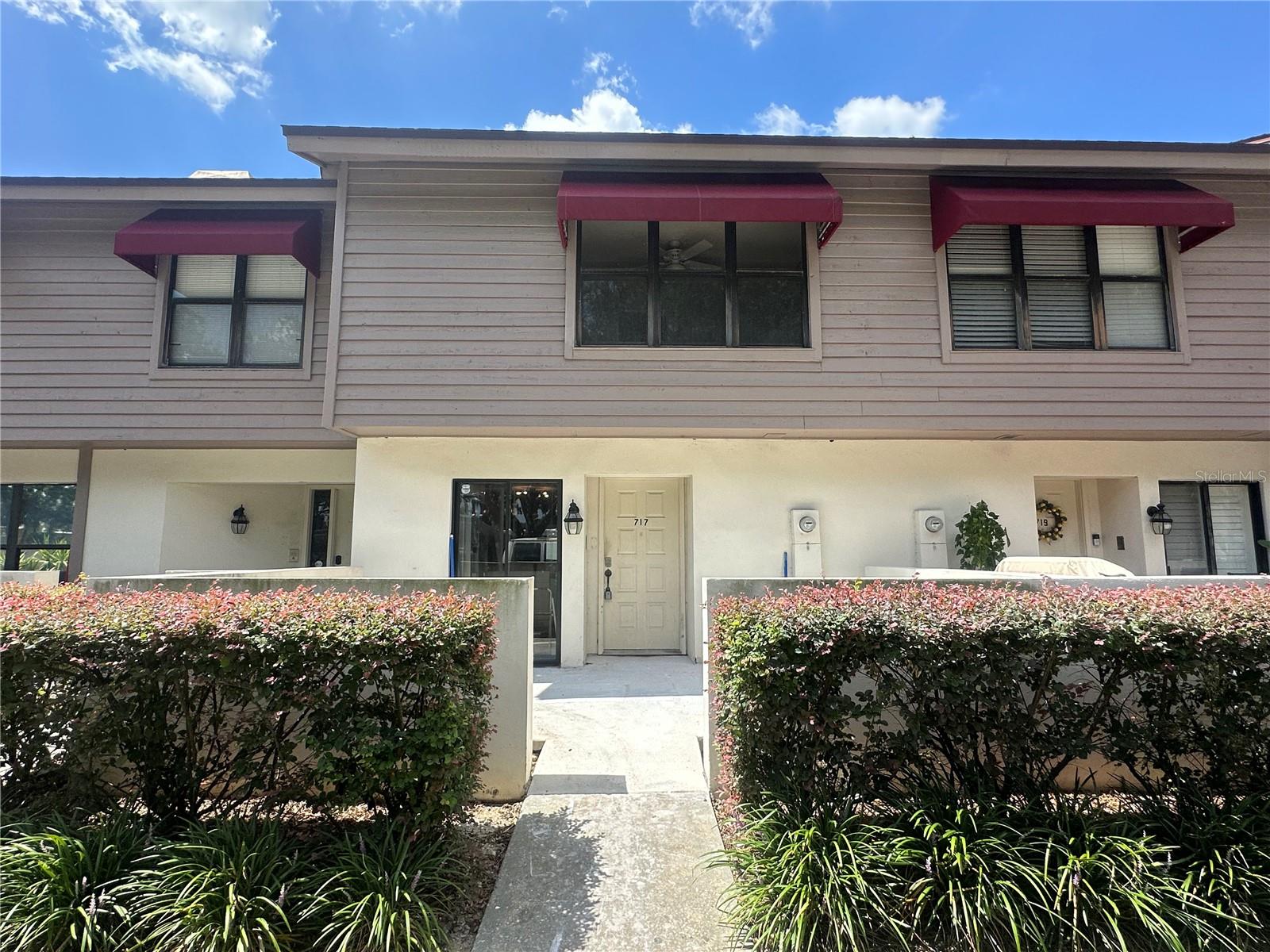 Photo of 717 OAK PARK PLACE BRANDON FL 33511
