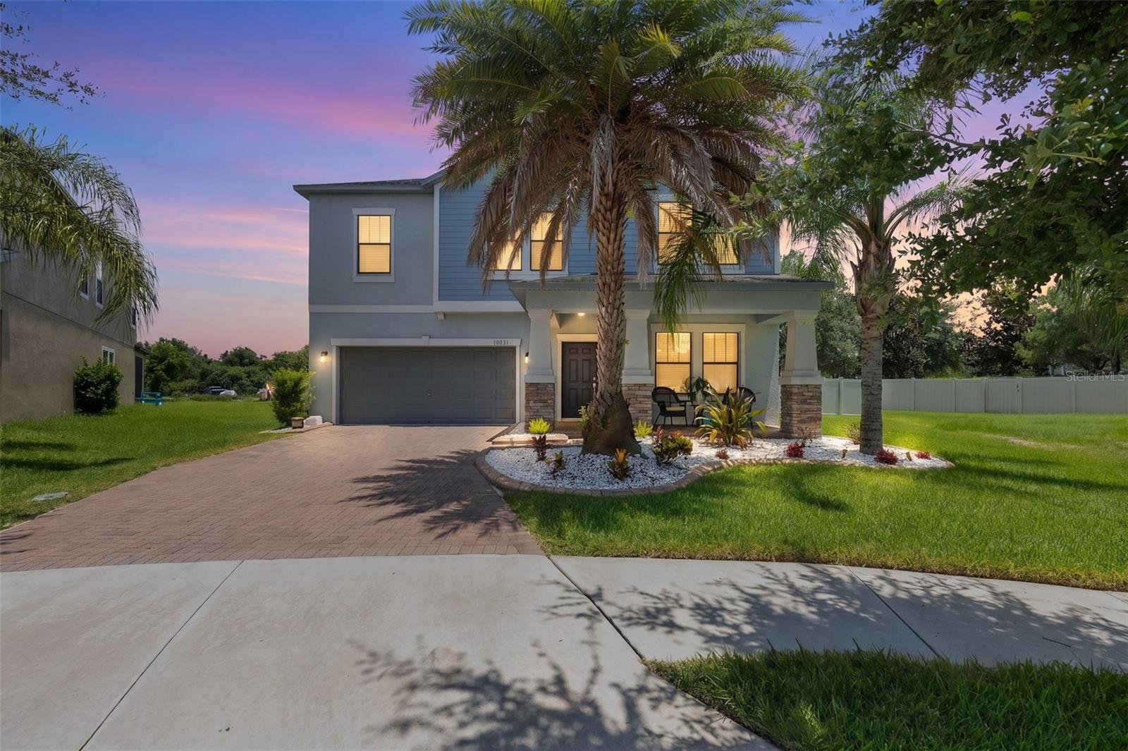 Photo of 10231 COUNT FLEET DRIVE RUSKIN FL 33573