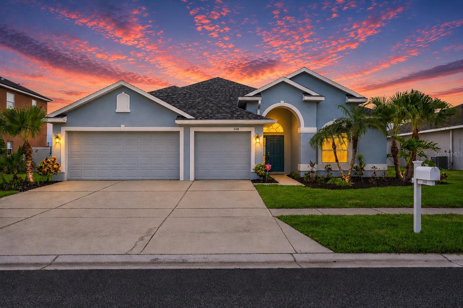 Photo of 1548 MIRA LAGO CIRCLE RUSKIN FL 33570