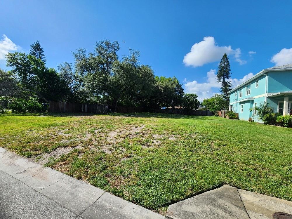 Photo of 24TH AVENUE ST PETERSBURG FL 33713