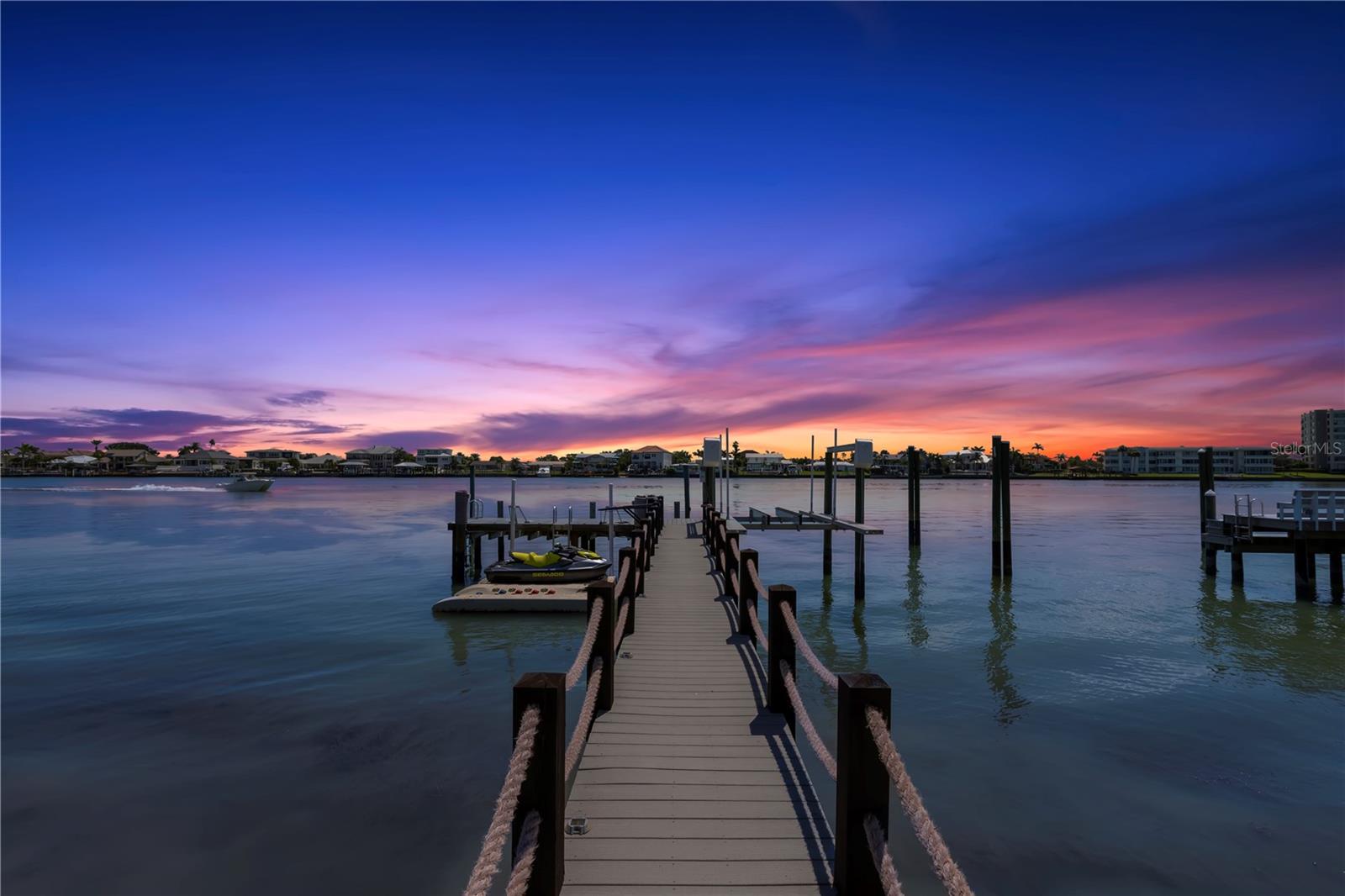 Photo of 819 BAY ESPLANADE CLEARWATER BEACH FL 33767