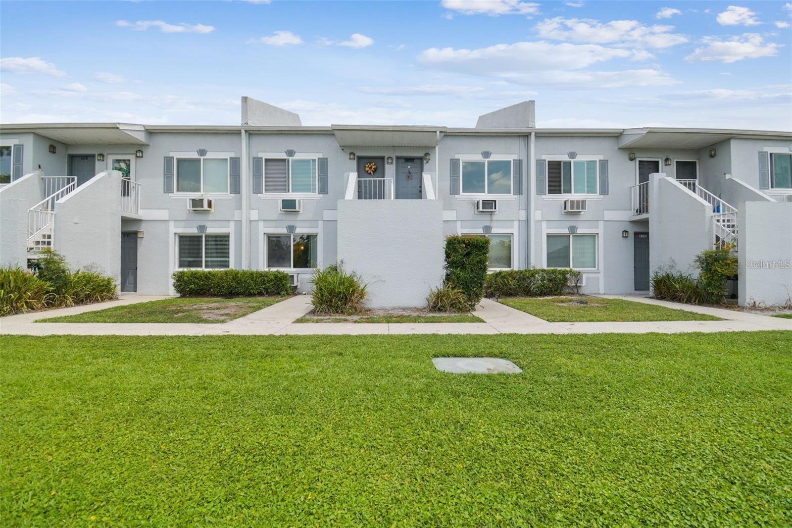 Photo of 4143 DOLPHIN DRIVE TAMPA FL 33617