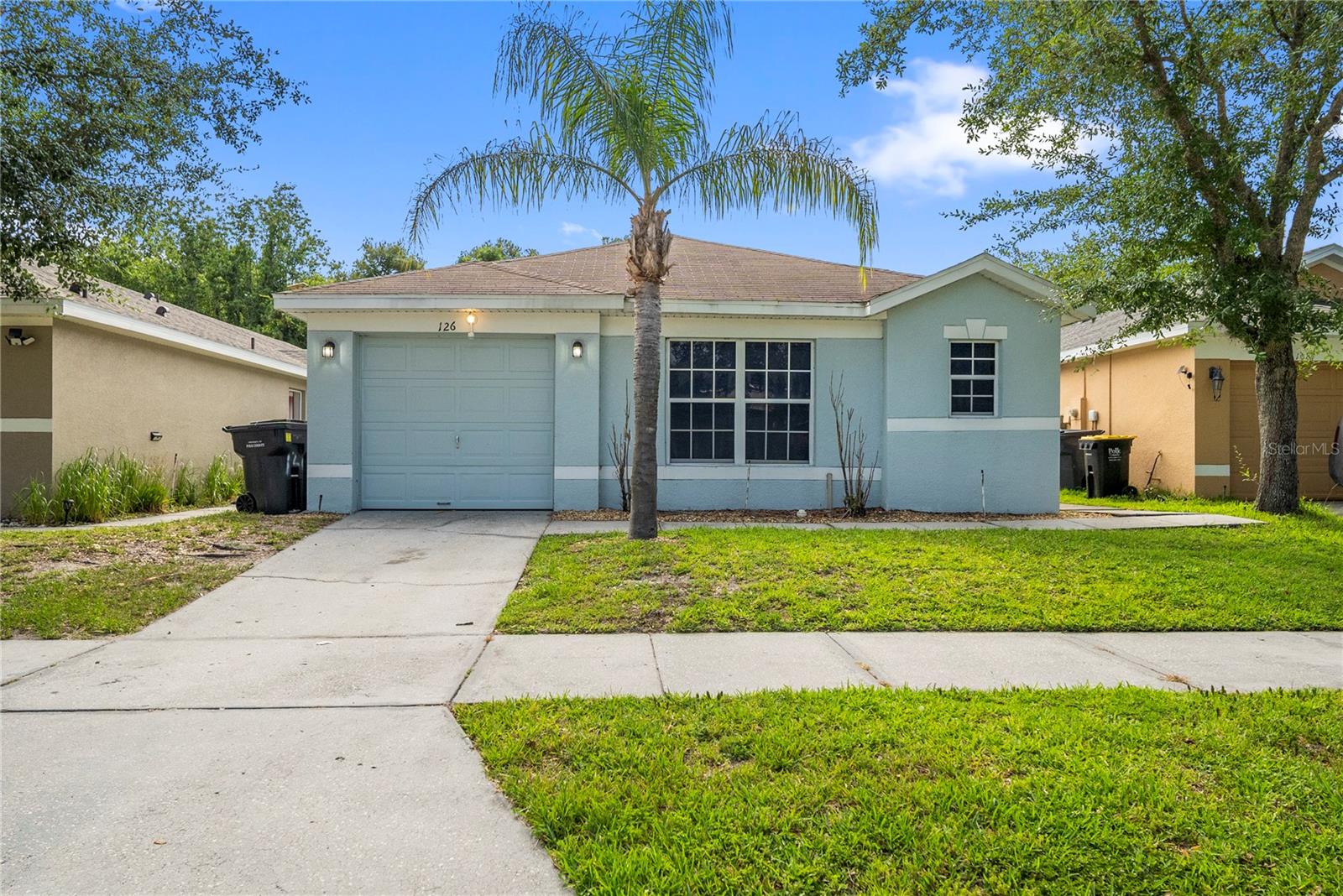 Photo of 126 SUNDOWN COURT DAVENPORT FL 33896