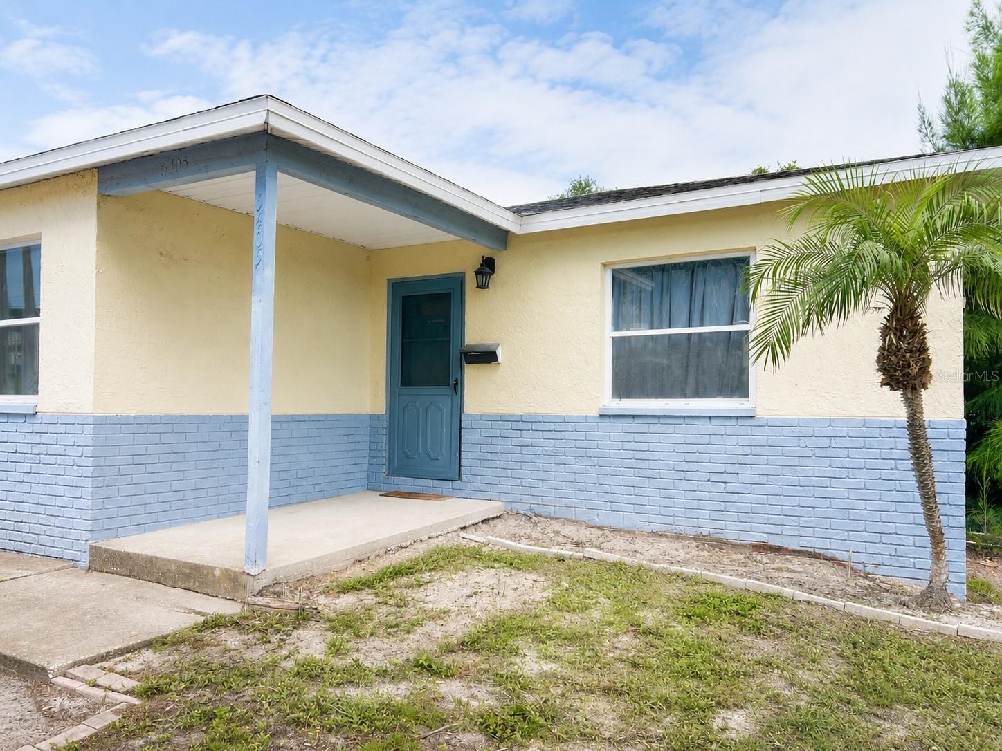 Photo of 5405 1ST STREET ST PETERSBURG FL 33703