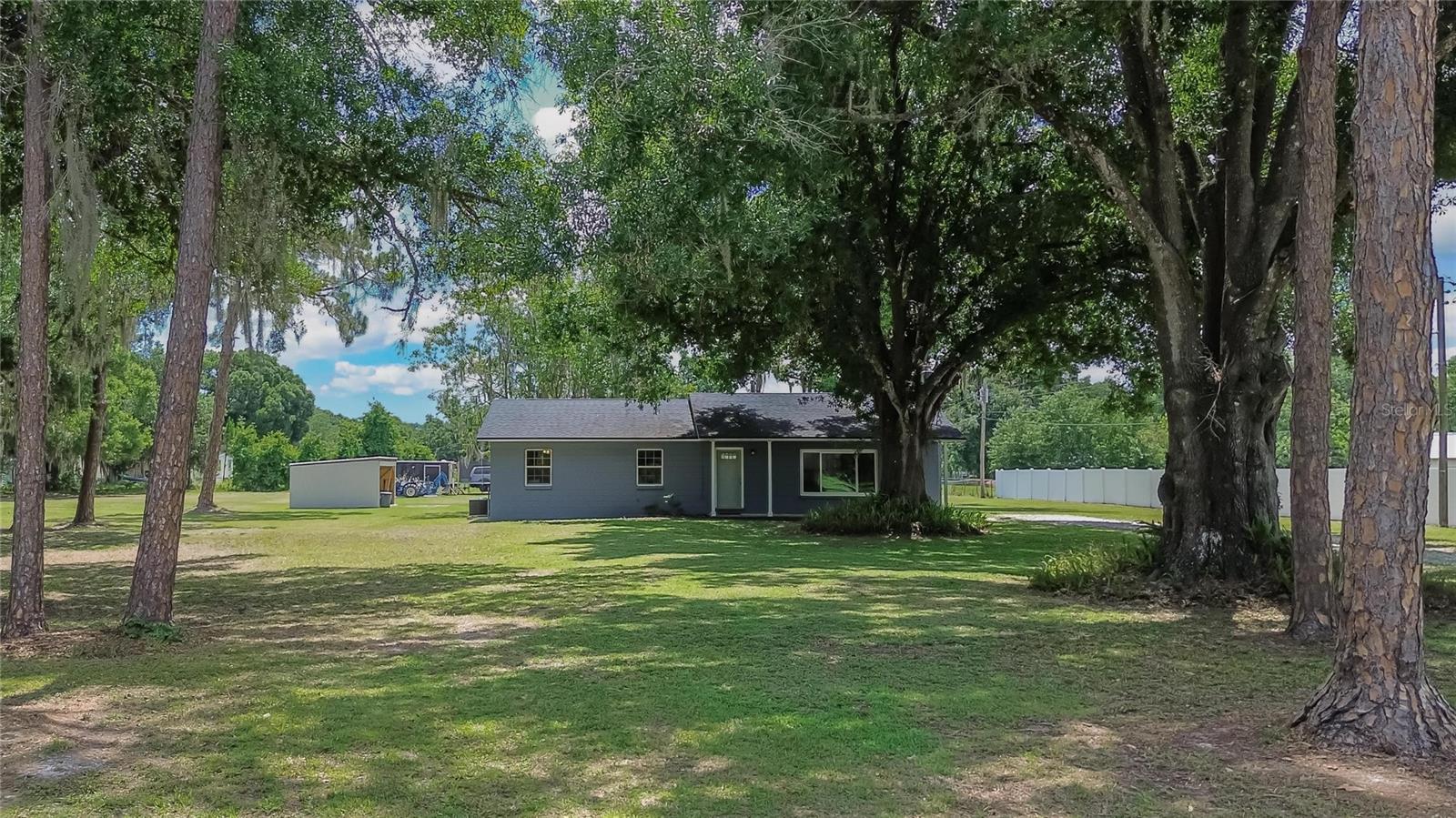 Photo of 4535 MEADOWVIEW DRIVE LAKELAND FL 33810