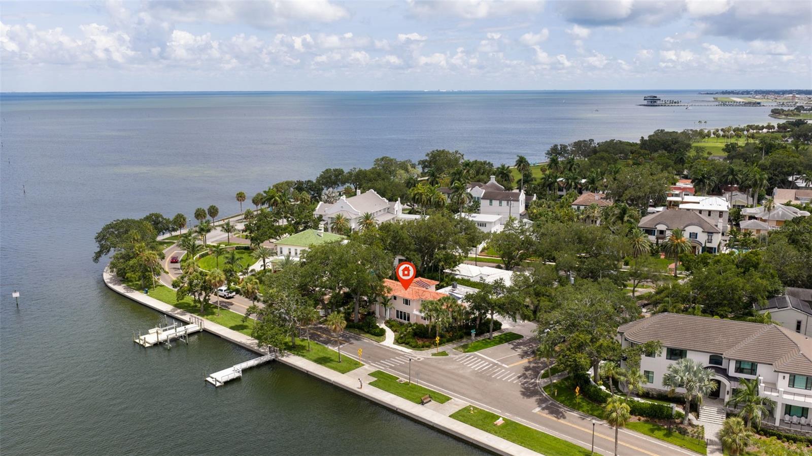 Photo of 1846 COFFEE POT BOULEVARD ST PETERSBURG FL 33704