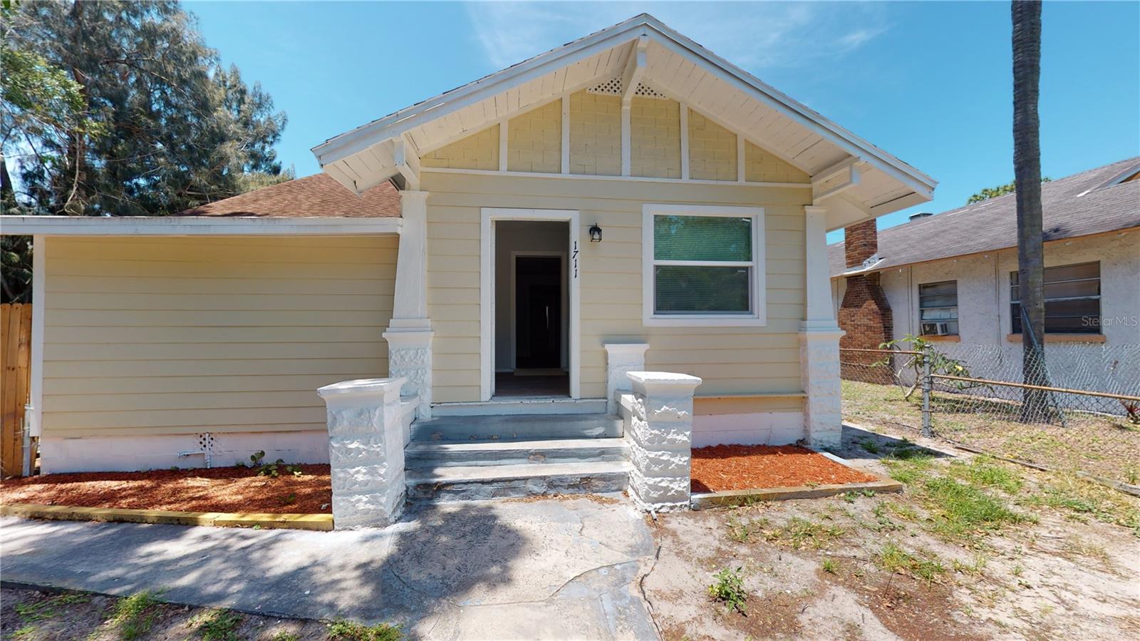 Photo of 1711 SCRANTON STREET ST PETERSBURG FL 33711