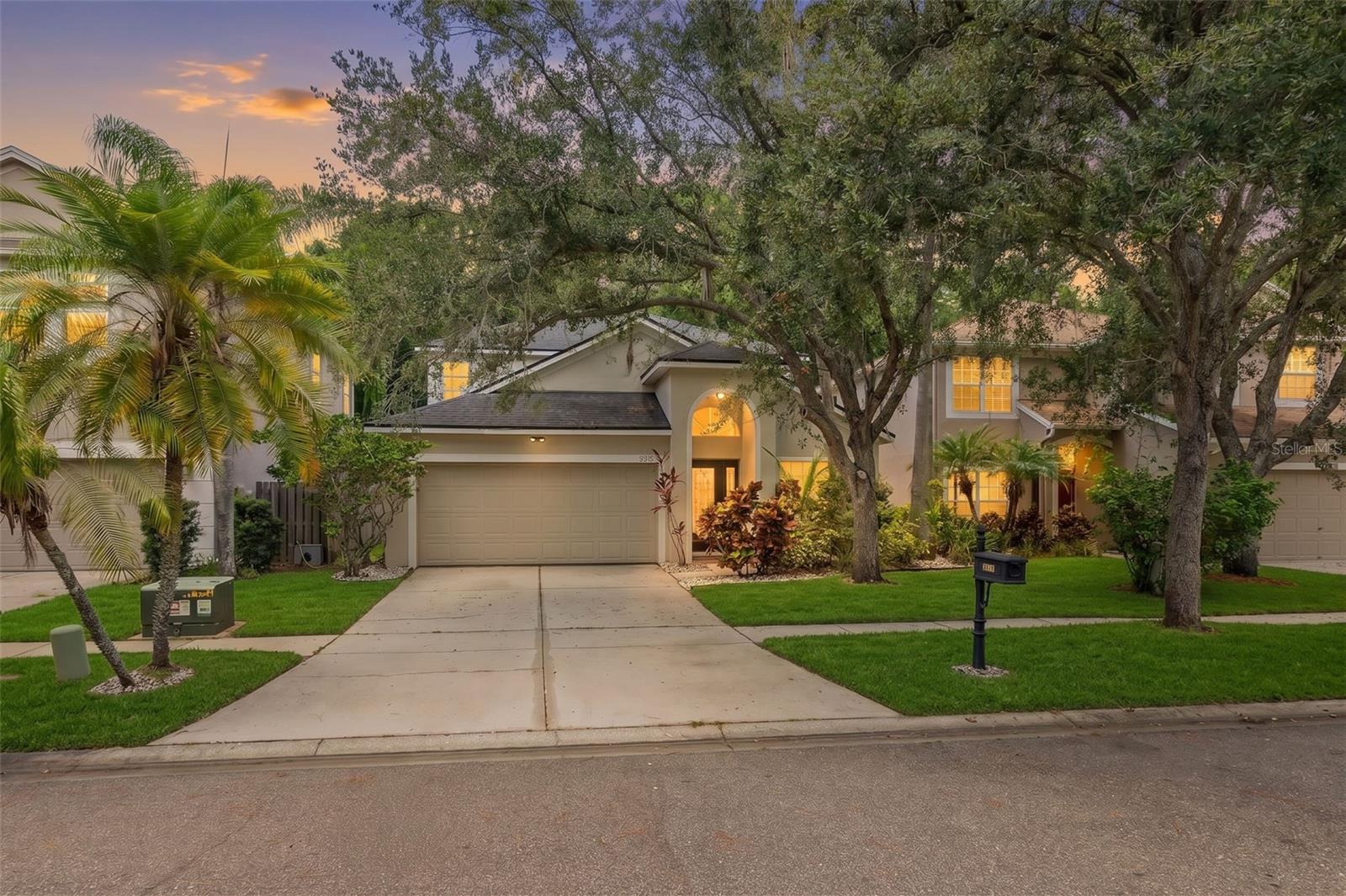 Photo of 9915 HARTWELL BRIDGE CIRCLE TAMPA FL 33626