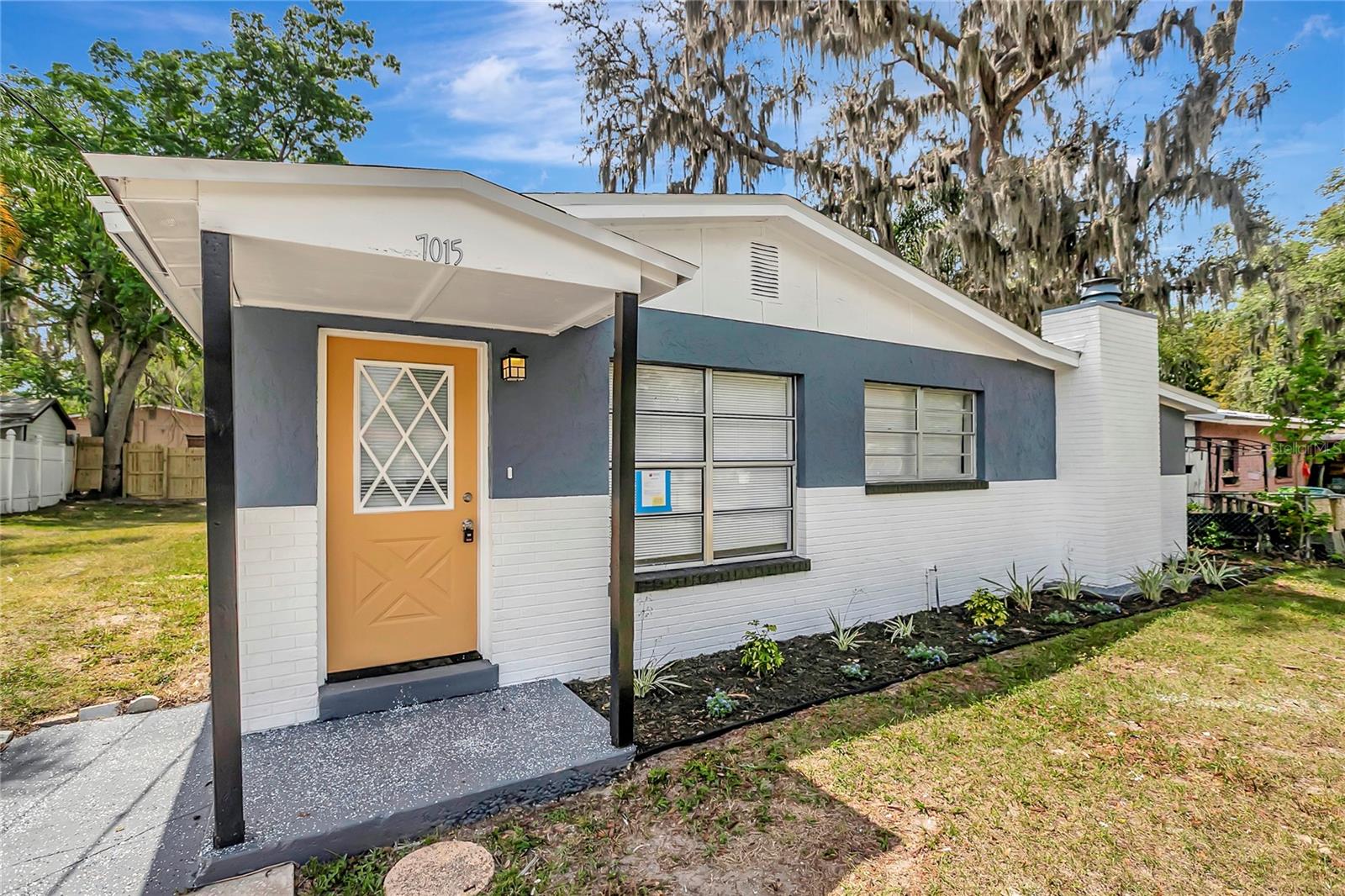 Photo of 7015 FILBERT LANE TAMPA FL 33637