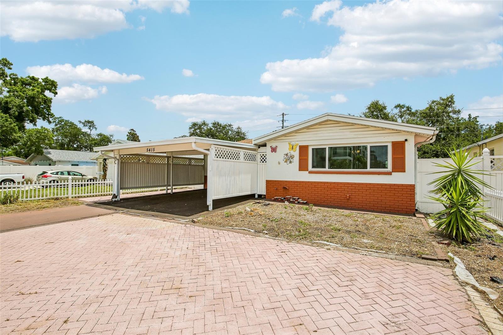 Photo of 5415 1ST STREET ST PETERSBURG FL 33703