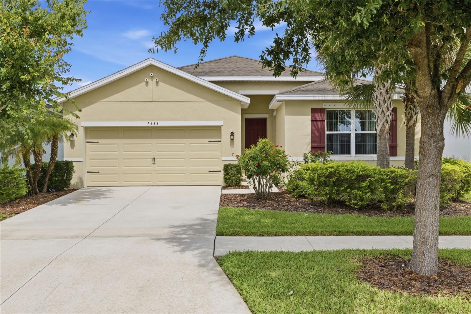 Photo of 7533 LANTERN PARK AVENUE APOLLO BEACH FL 33572