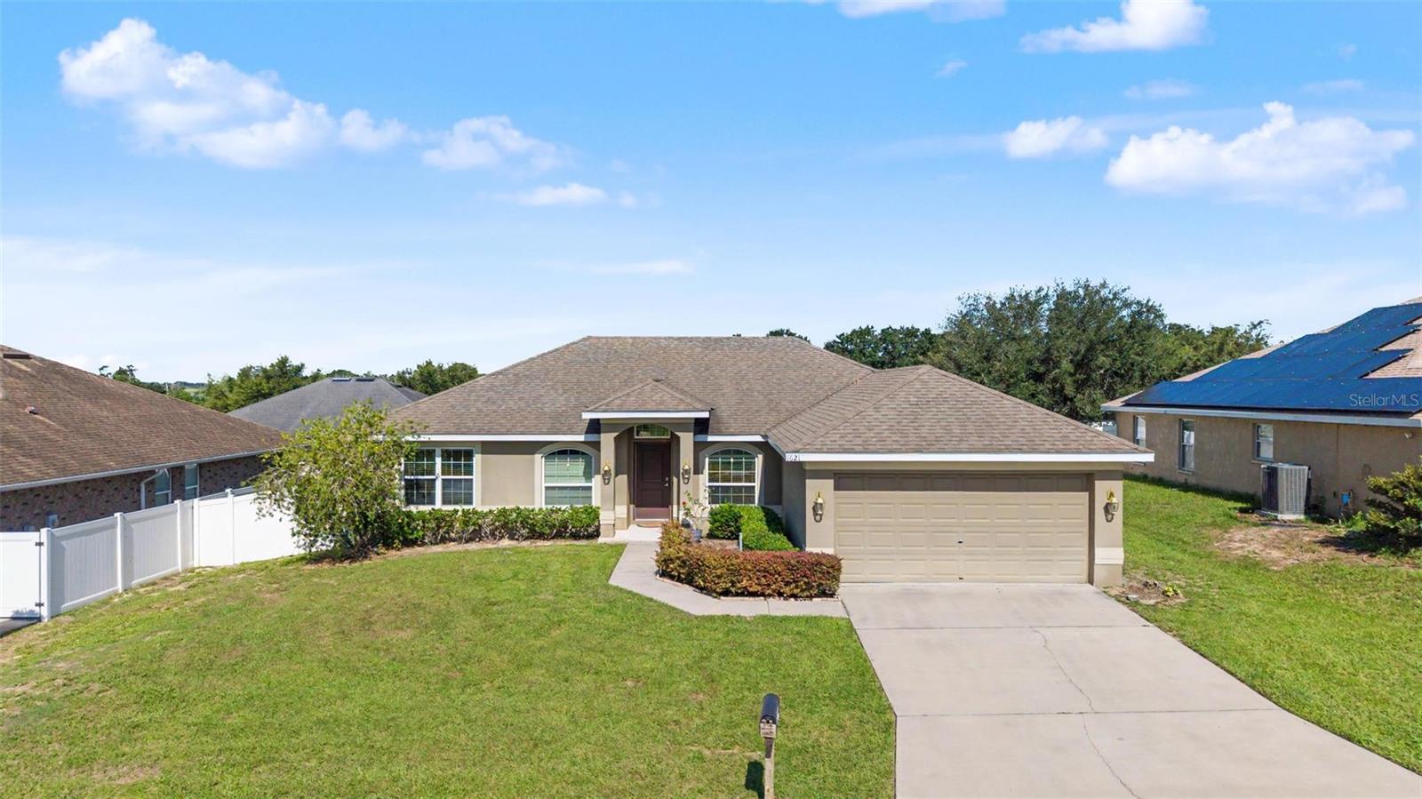 Photo of 1621 DOVES VIEW CIRCLE AUBURNDALE FL 33823