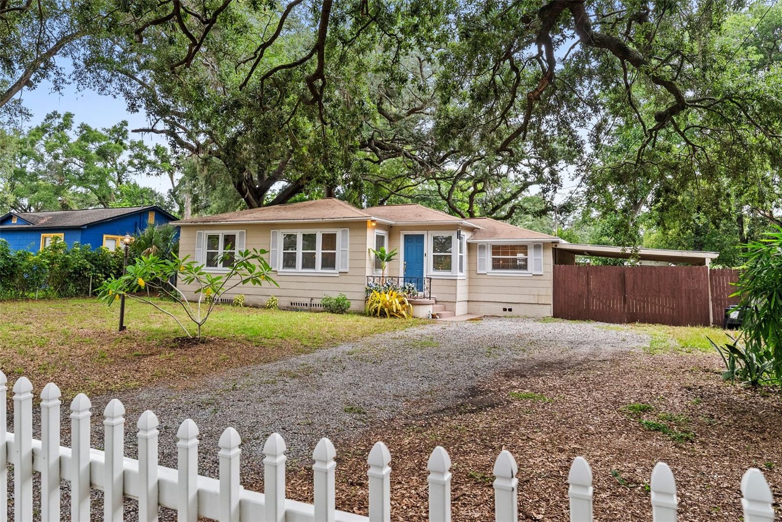 Photo of 2016 E POWHATAN AVENUE TAMPA FL 33610