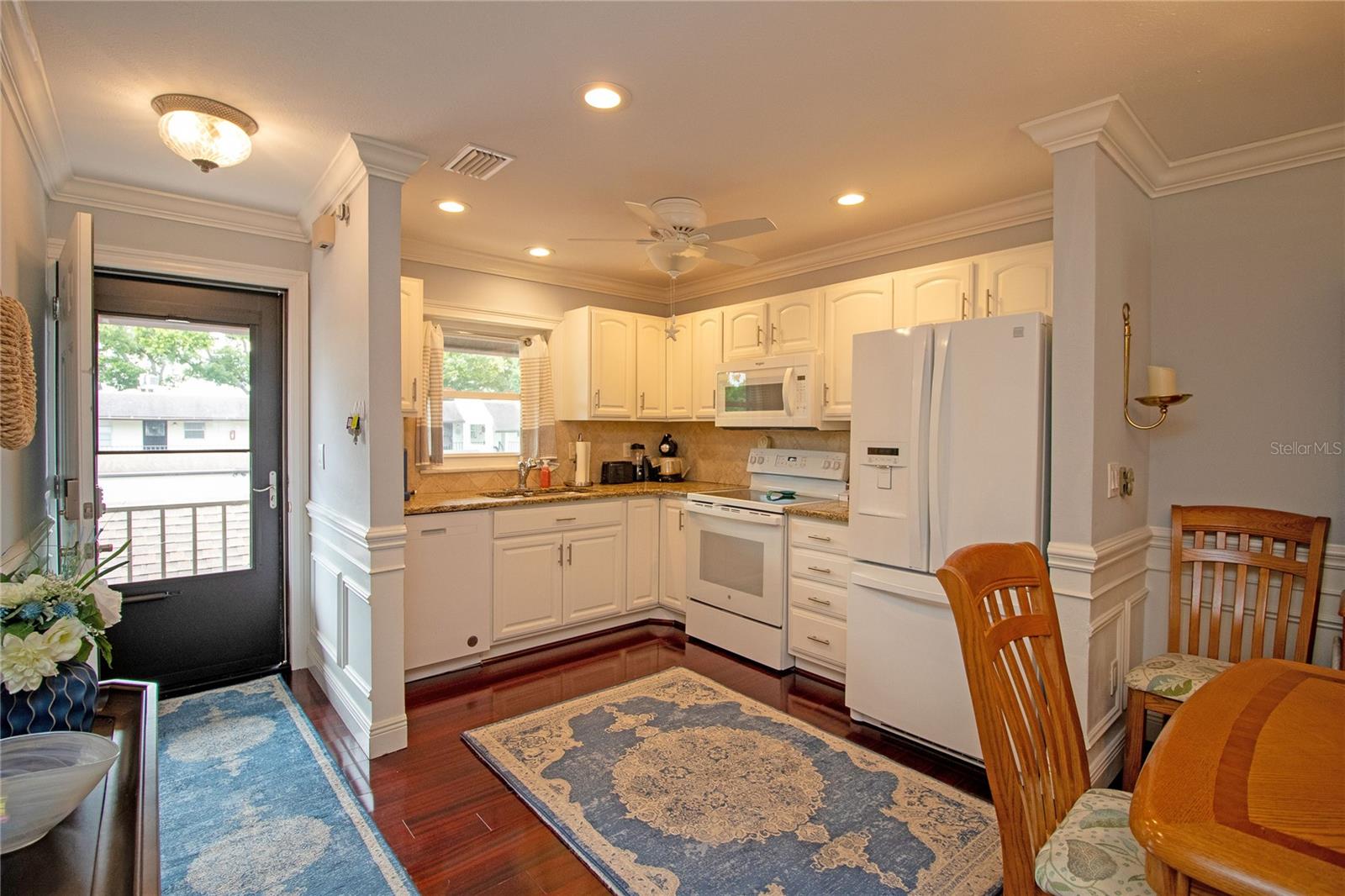 Photo of 1100 E BAY DRIVE #104 LARGO FL 33770
